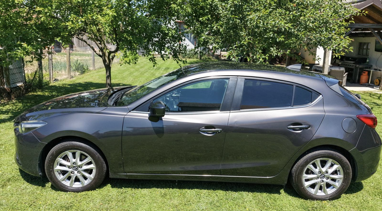 Mazda 3 G120 (2017, 120 000km), pogled izvana - slika 1