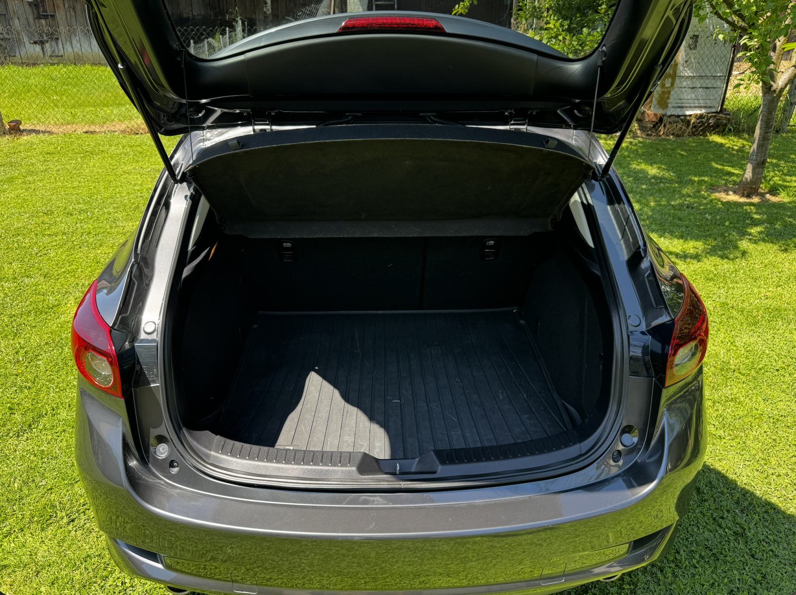 Mazda 3 G120 (2017, 120 000km), fotografija 14