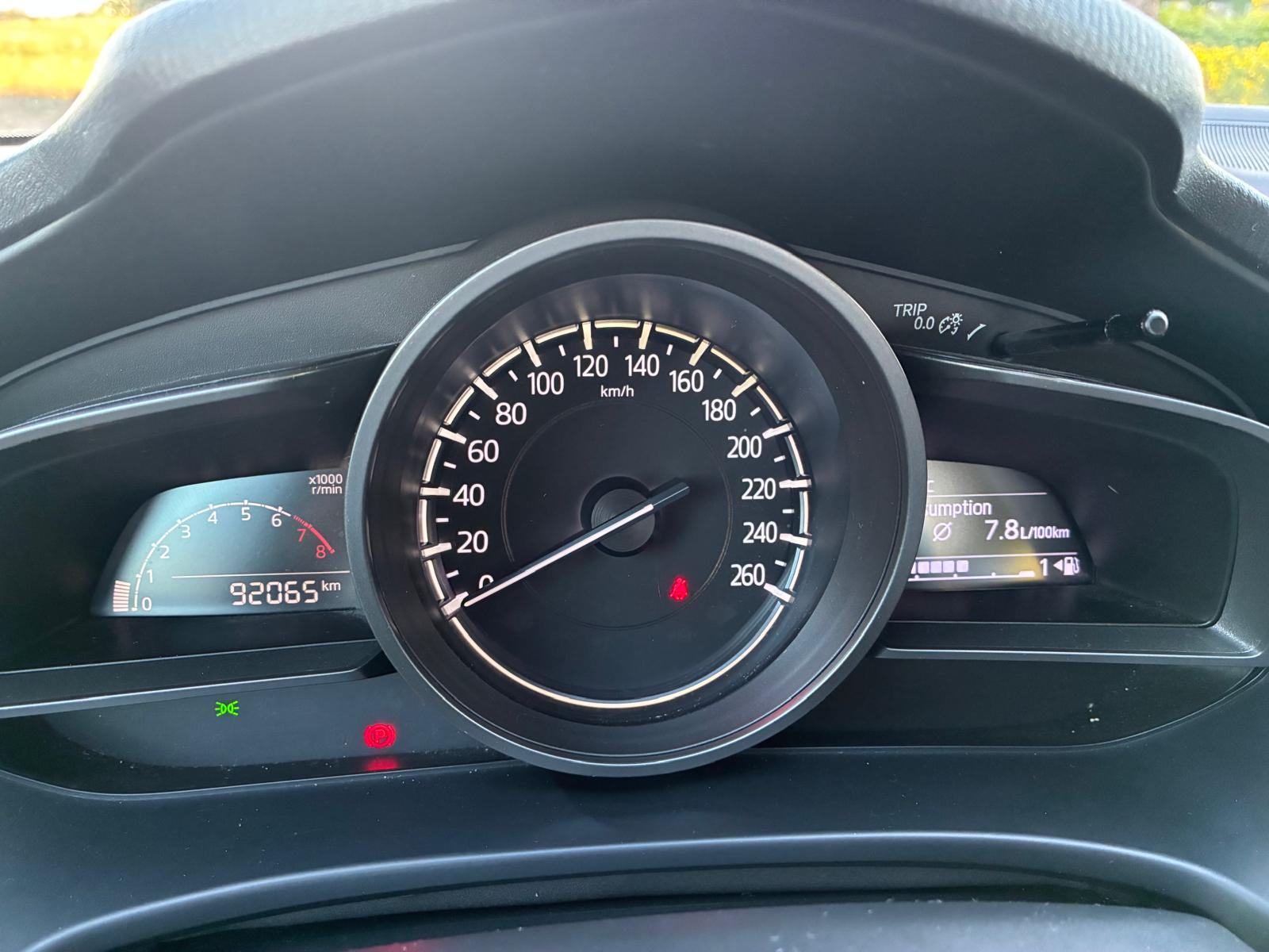 Mazda 3 G120 Sedan, fotografija 12