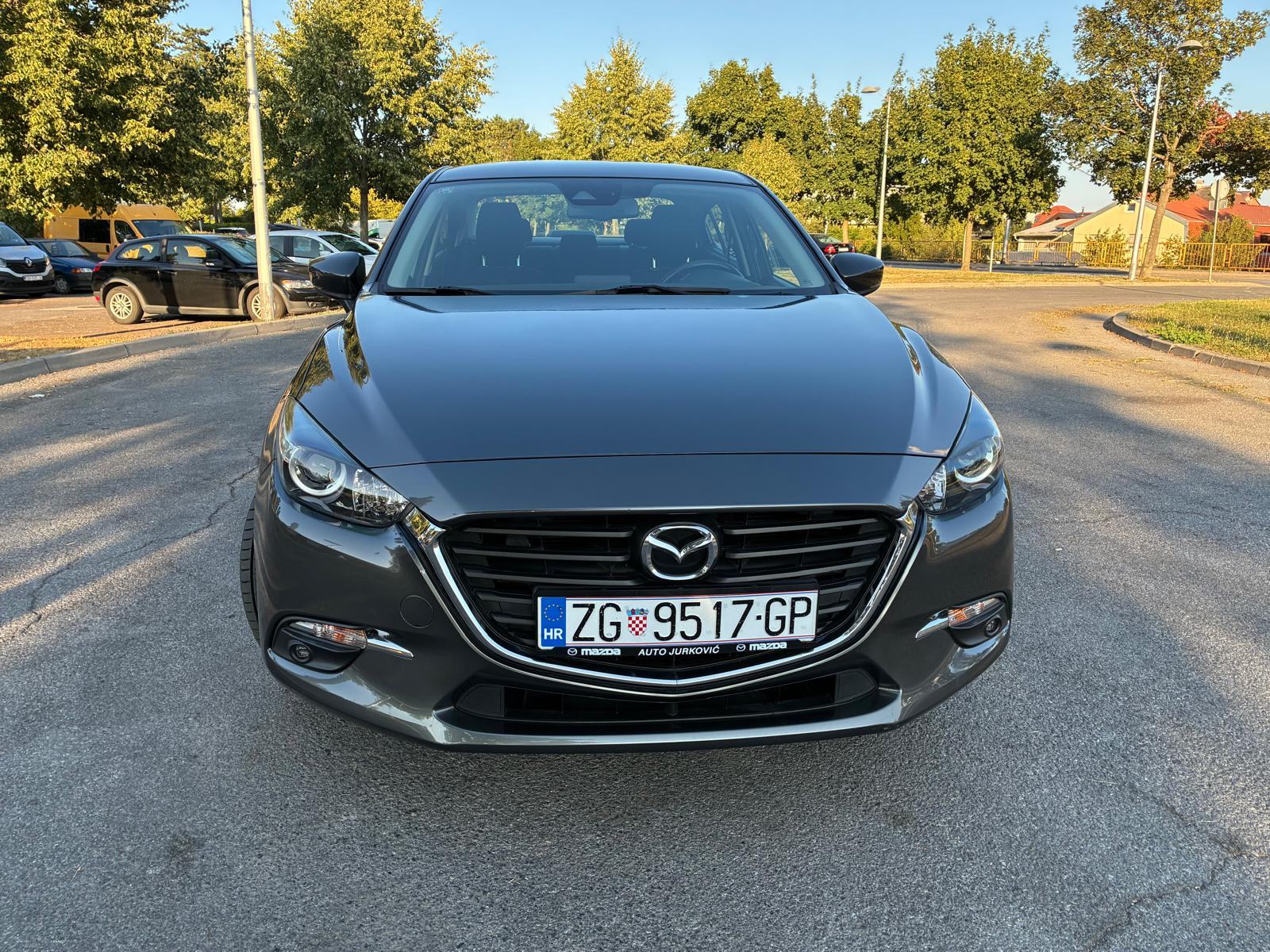 Mazda 3 G120 Sedan, fotografija 2