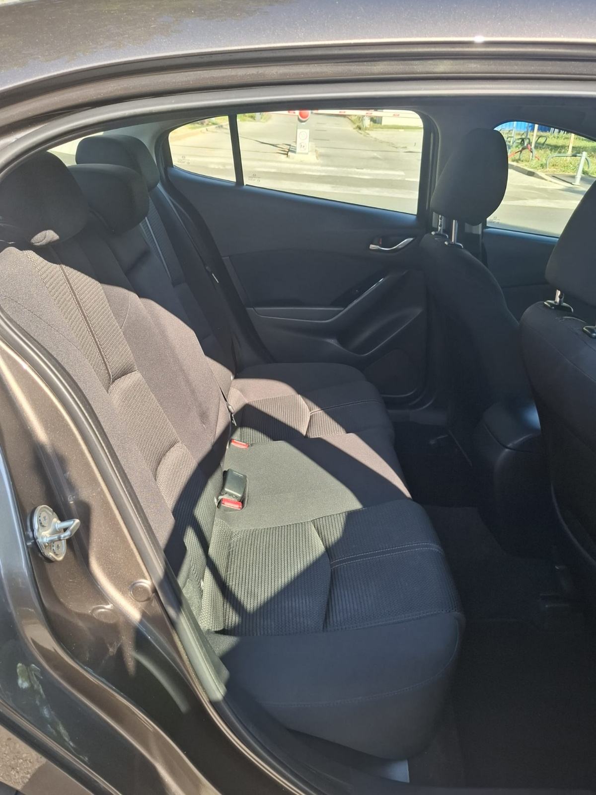 Mazda 3 G120, fotografija 15