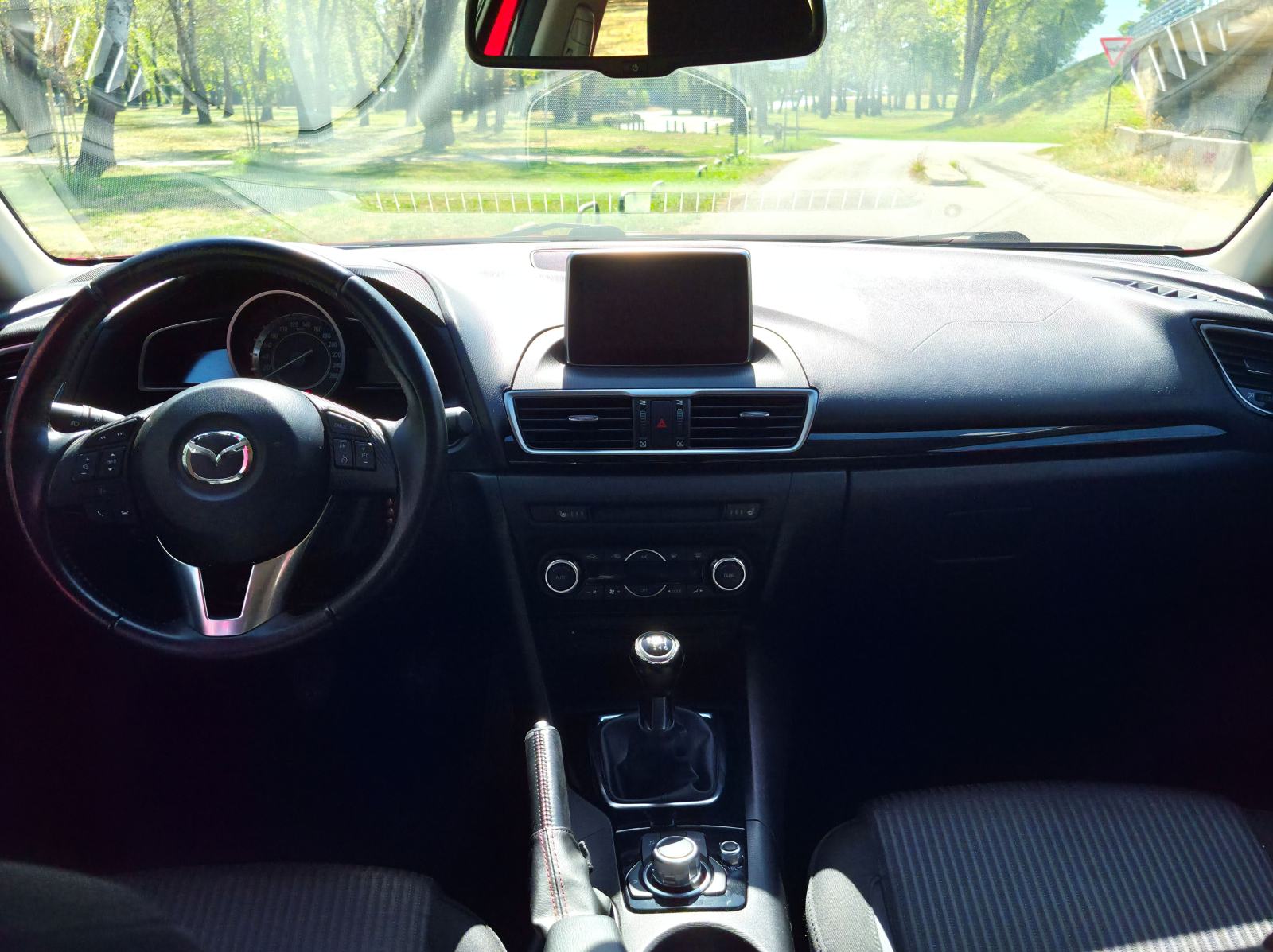 Mazda 3 G120, fotografija 12