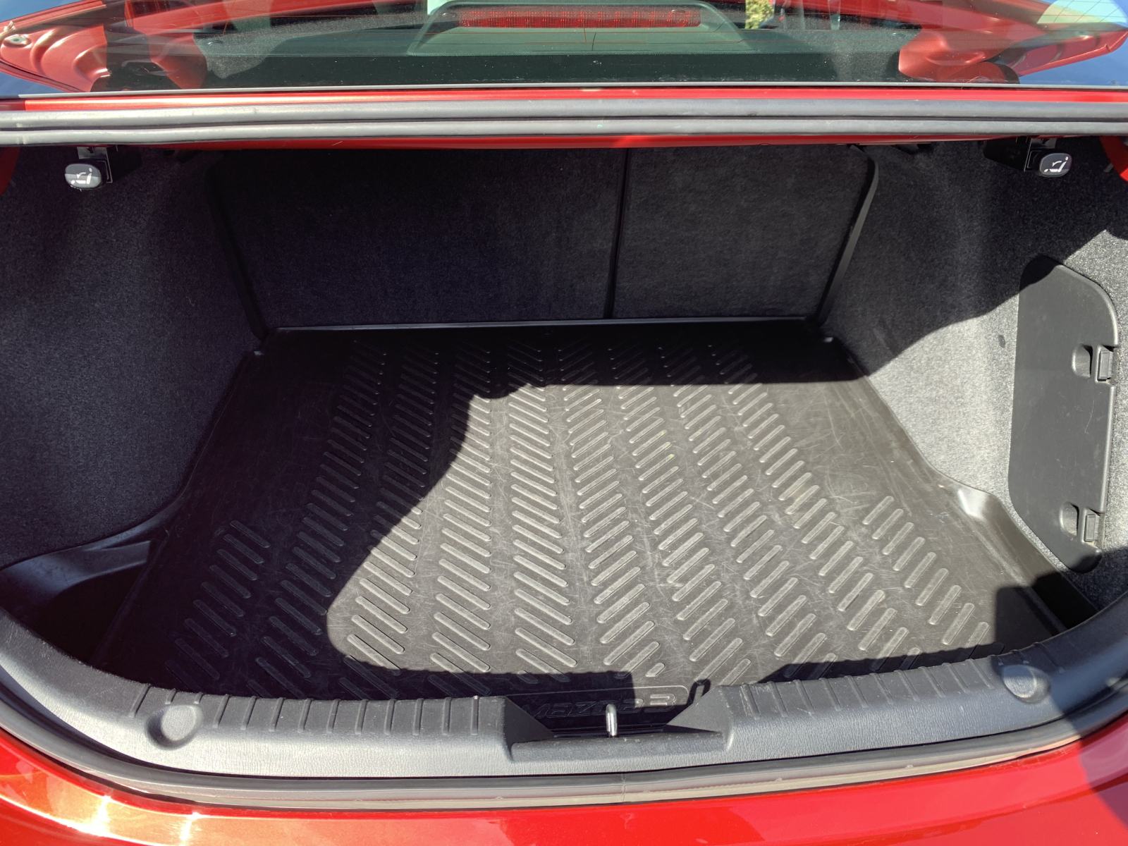 Mazda 3 G120, fotografija 15