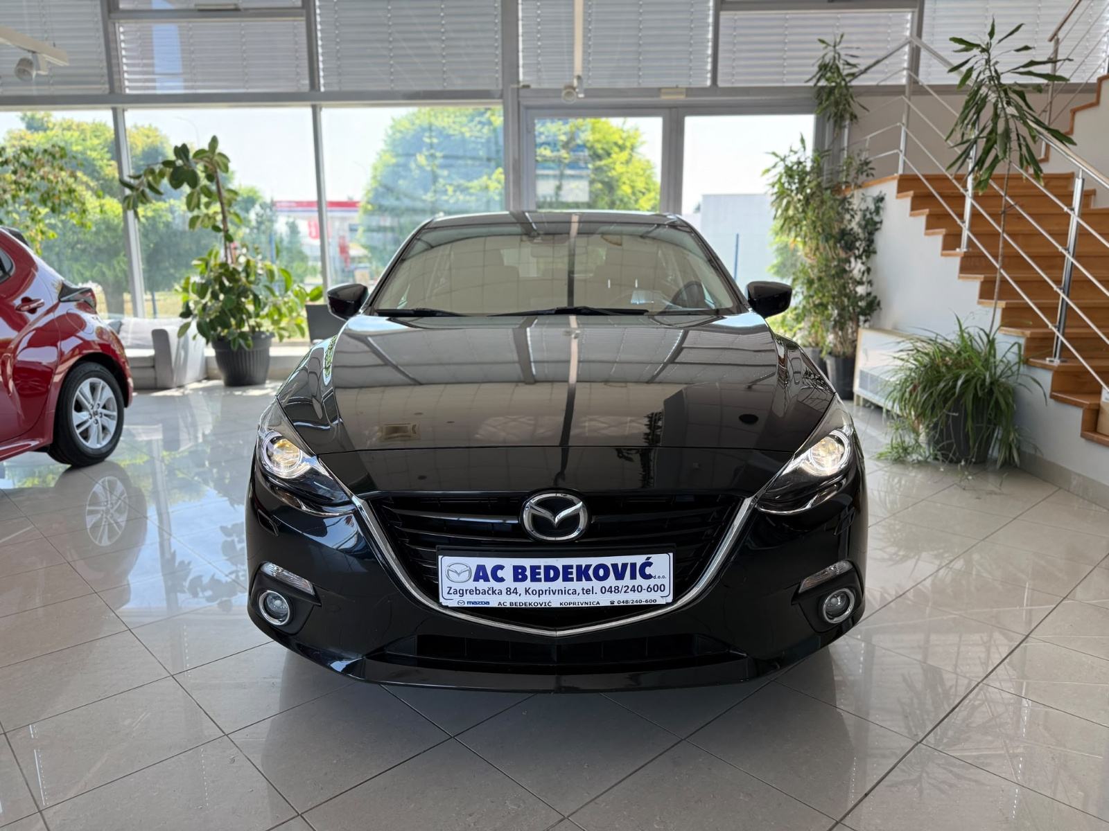 Mazda 3 G120 URBAN LIMITED LED NAVI KAMERA SERVISNA JAMSTVO, fotografija 2