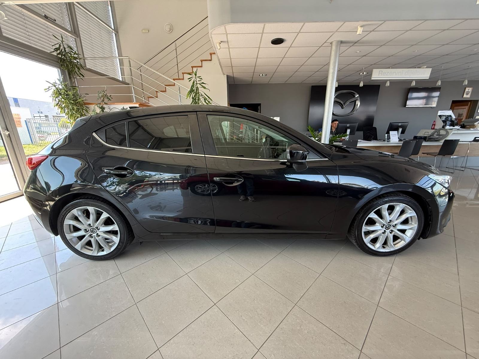 Mazda 3 G120 URBAN LIMITED LED NAVI KAMERA SERVISNA JAMSTVO, fotografija 8