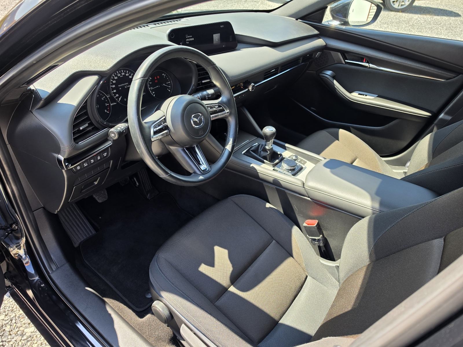 Mazda 3 G122 98TKM,SERV.,NAVI.,LED,ALU.,PDC,KAM.,HEAD UP,SPORT, fotografija 16