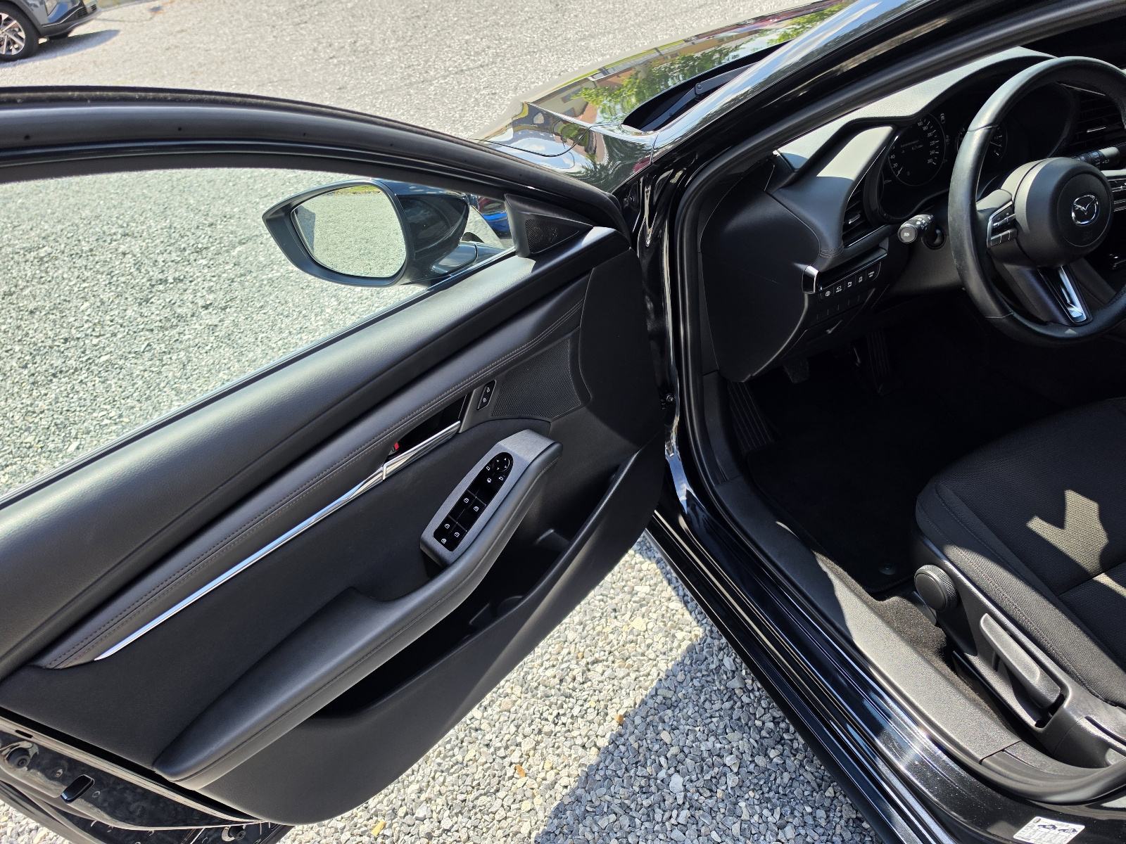 Mazda 3 G122 98TKM,SERV.,NAVI.,LED,ALU.,PDC,KAM.,HEAD UP,SPORT, fotografija 18