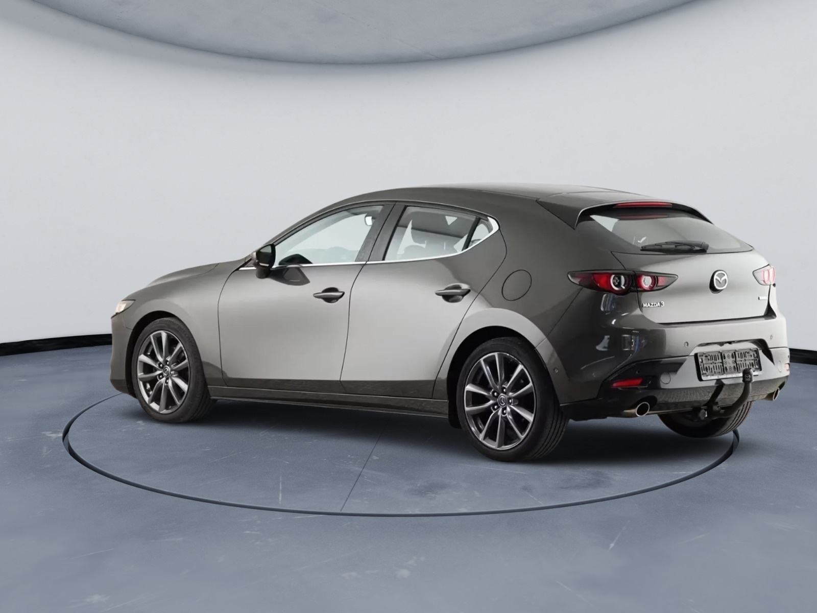 Mazda 3 G122 - AUTOMATIK - KAMERA - GRIJ. SJEDALA - LEASING, fotografija 3
