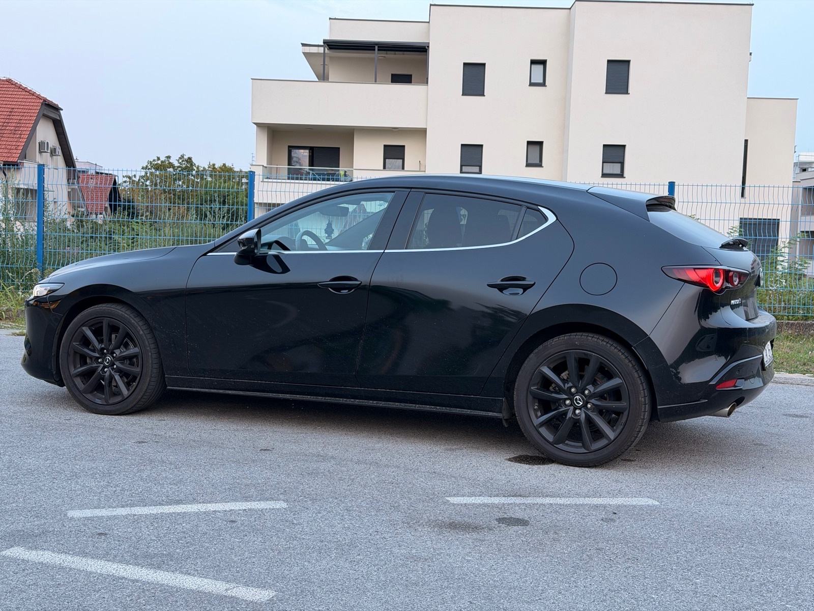 Mazda 3 G122 automatik, fotografija 3