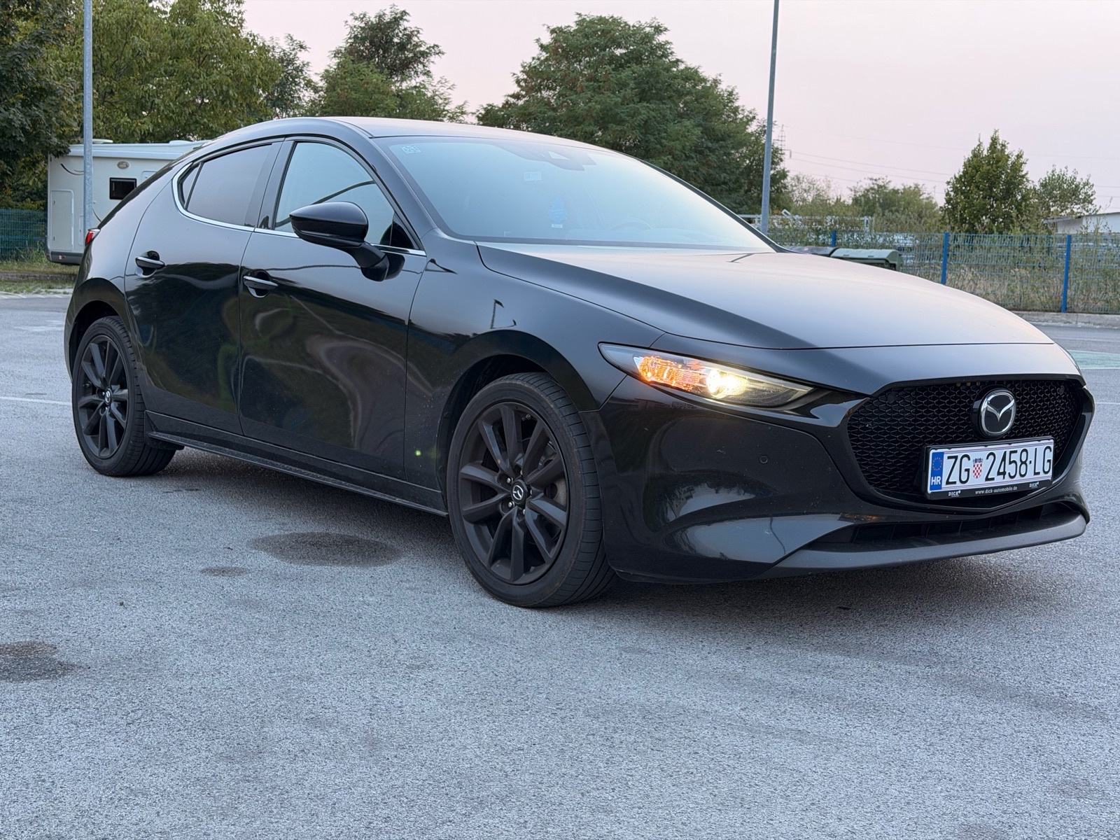 Mazda 3 G122 automatik, fotografija 8