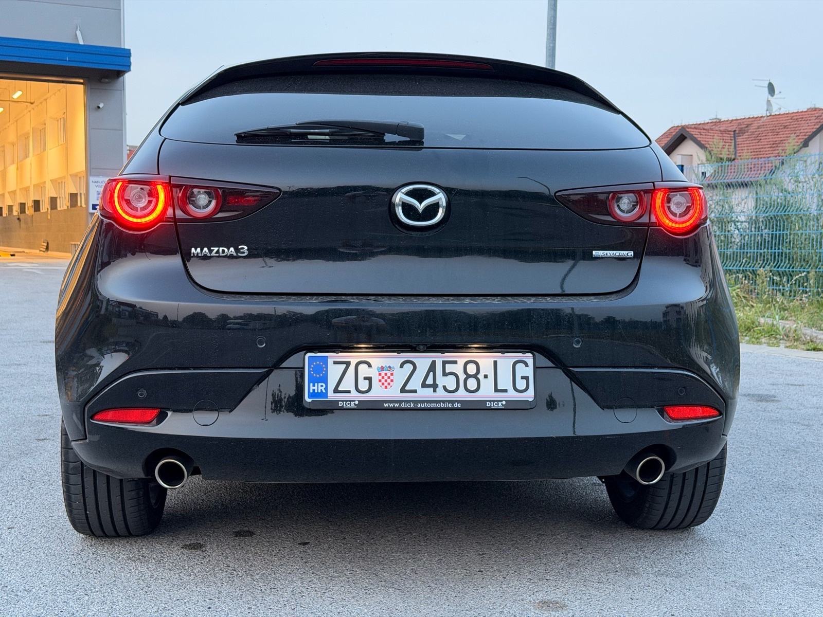 Mazda 3 G122 automatik, fotografija 5