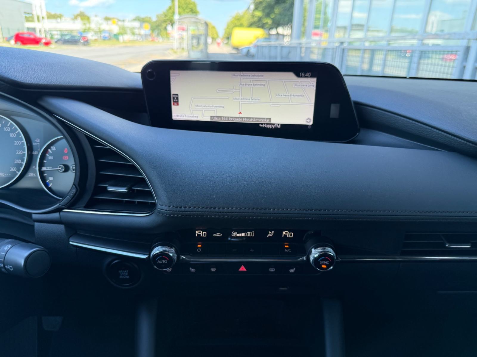 Mazda 3 G122 °VELIKA NAVI°KAMERA 360°JAMSTVO 12MJ°LEASING BEZ UČEŠĆA, fotografija 14