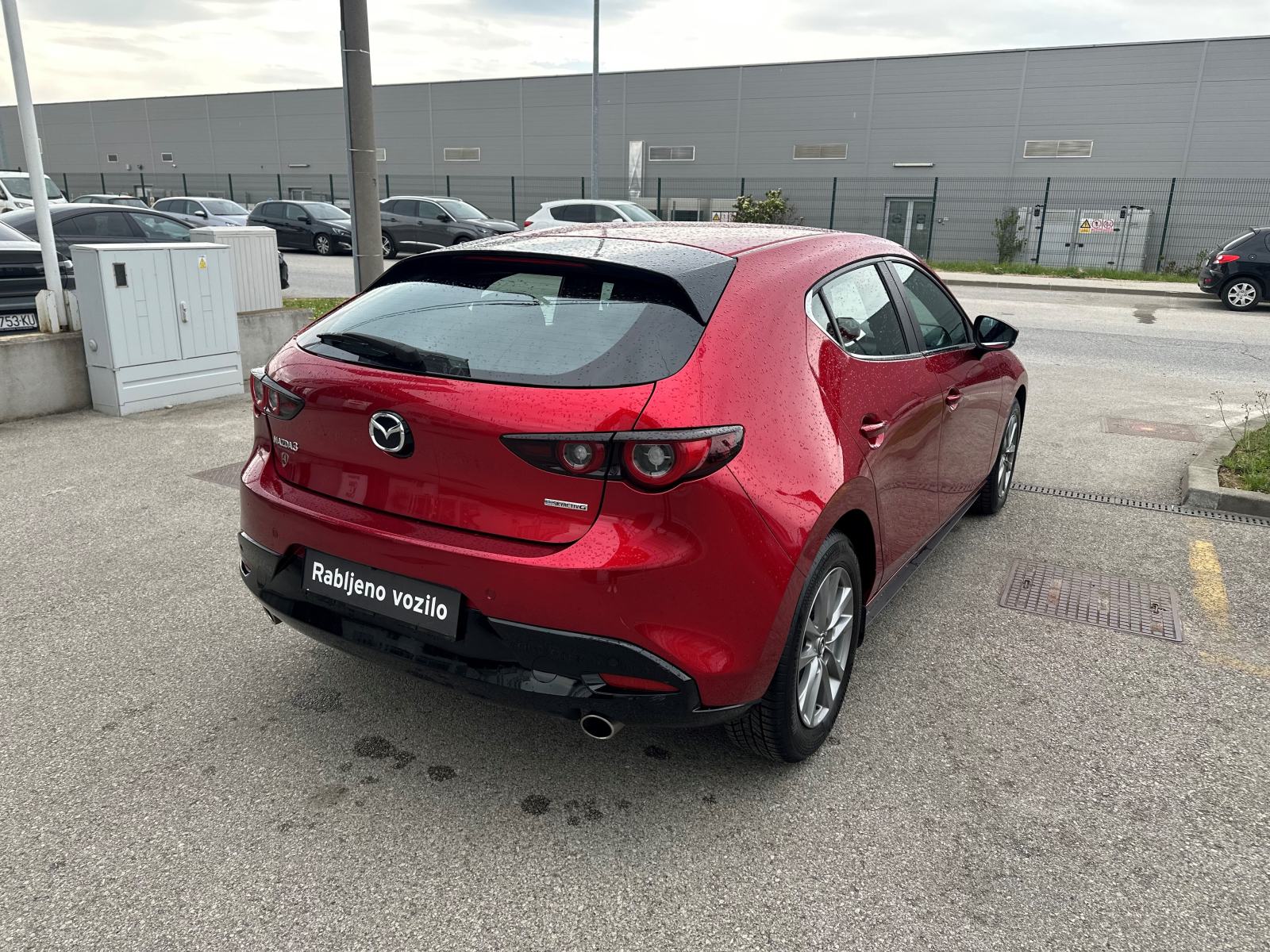 Mazda3 5HB 2.0L G122ps 6MT Prime-line, pogled izvana - slika 3