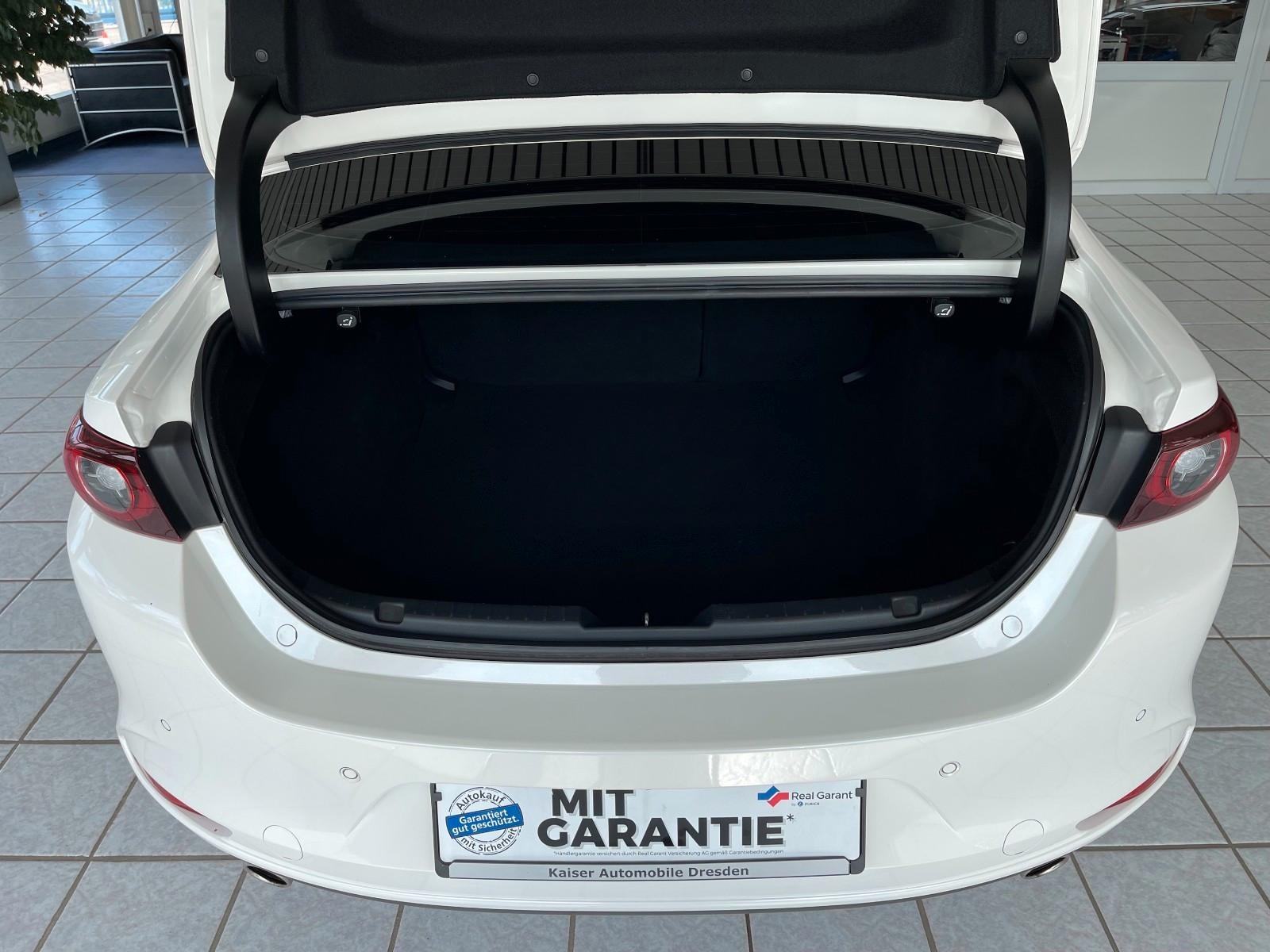 Mazda 3 G150 2.0 e-SkyActiv AUTOMATIK 4-VRATA ACC HUD NOVI SERVIS, fotografija 19