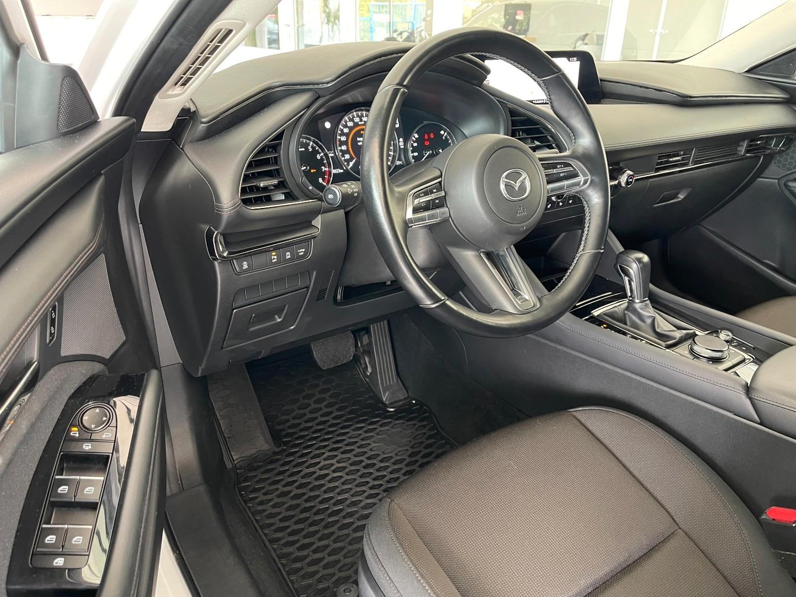 Mazda 3 G150 2.0 e-SkyActiv AUTOMATIK 4-VRATA ACC HUD NOVI SERVIS, fotografija 10