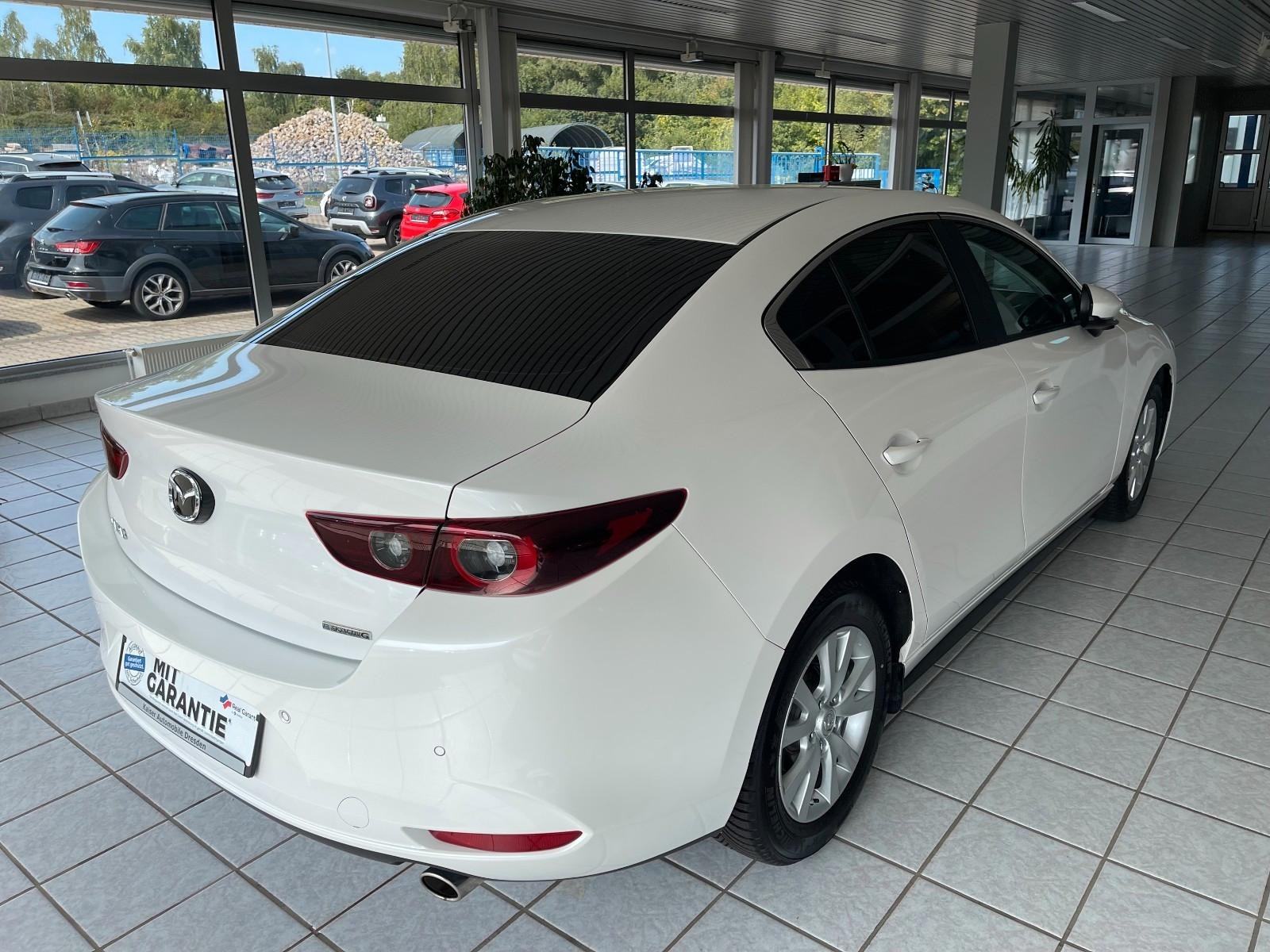 Mazda 3 G150 2.0 e-SkyActiv AUTOMATIK 4-VRATA ACC HUD NOVI SERVIS, fotografija 2
