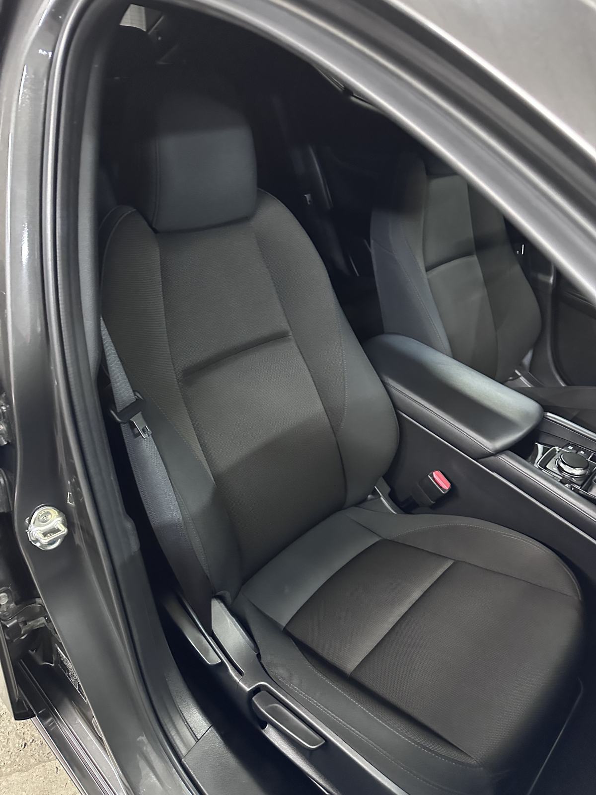 Mazda 3 HB G122 E Skyactiv G benzinac, 1.vlasnik *HR* vozilo,reg., fotografija 20