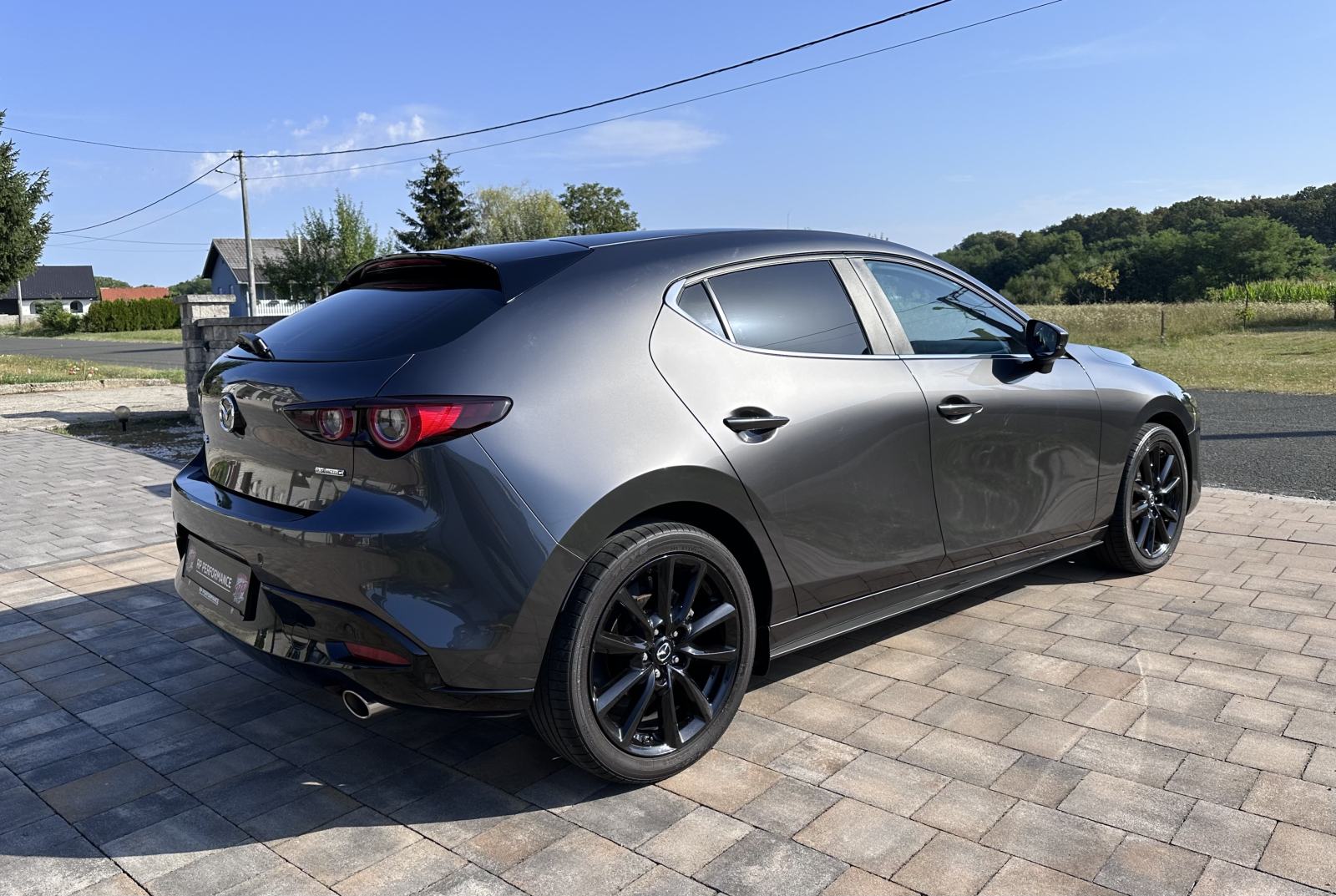 Mazda 3 HB G122 E Skyactiv G benzinac, 1.vlasnik *HR* vozilo,reg., fotografija 17