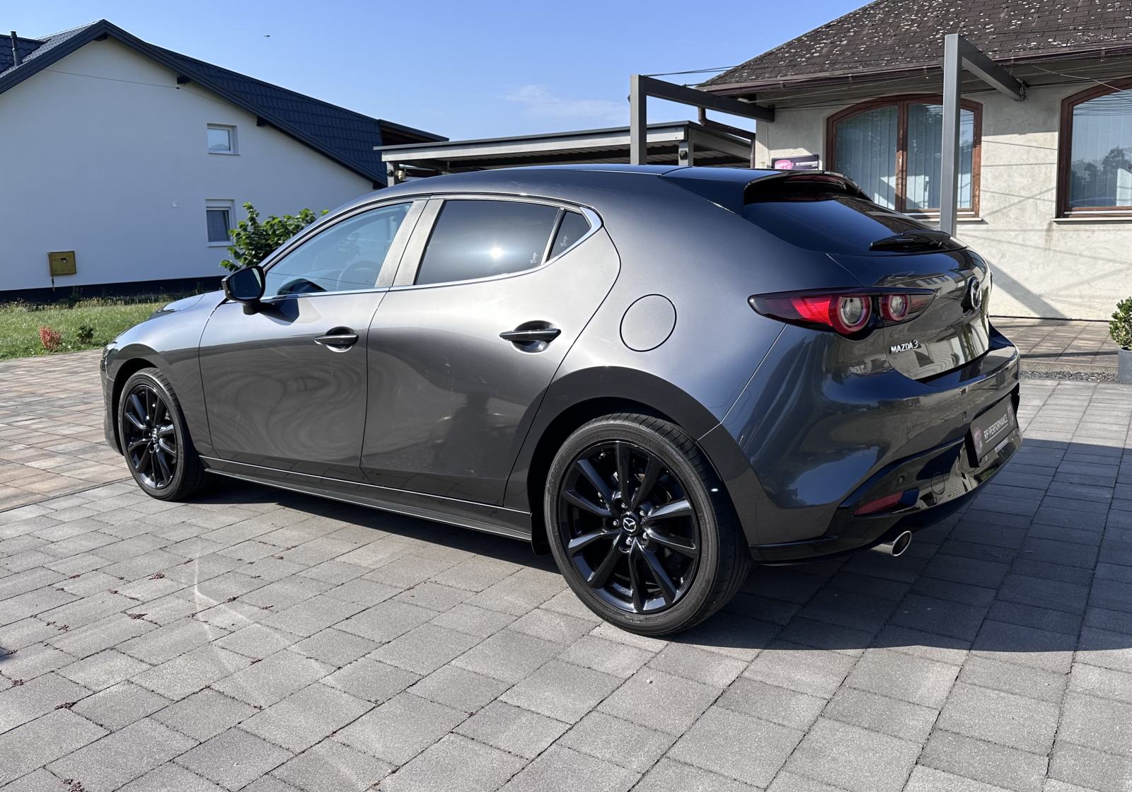 Mazda 3 HB G122 E Skyactiv G benzinac, 1.vlasnik *HR* vozilo,reg., fotografija 7