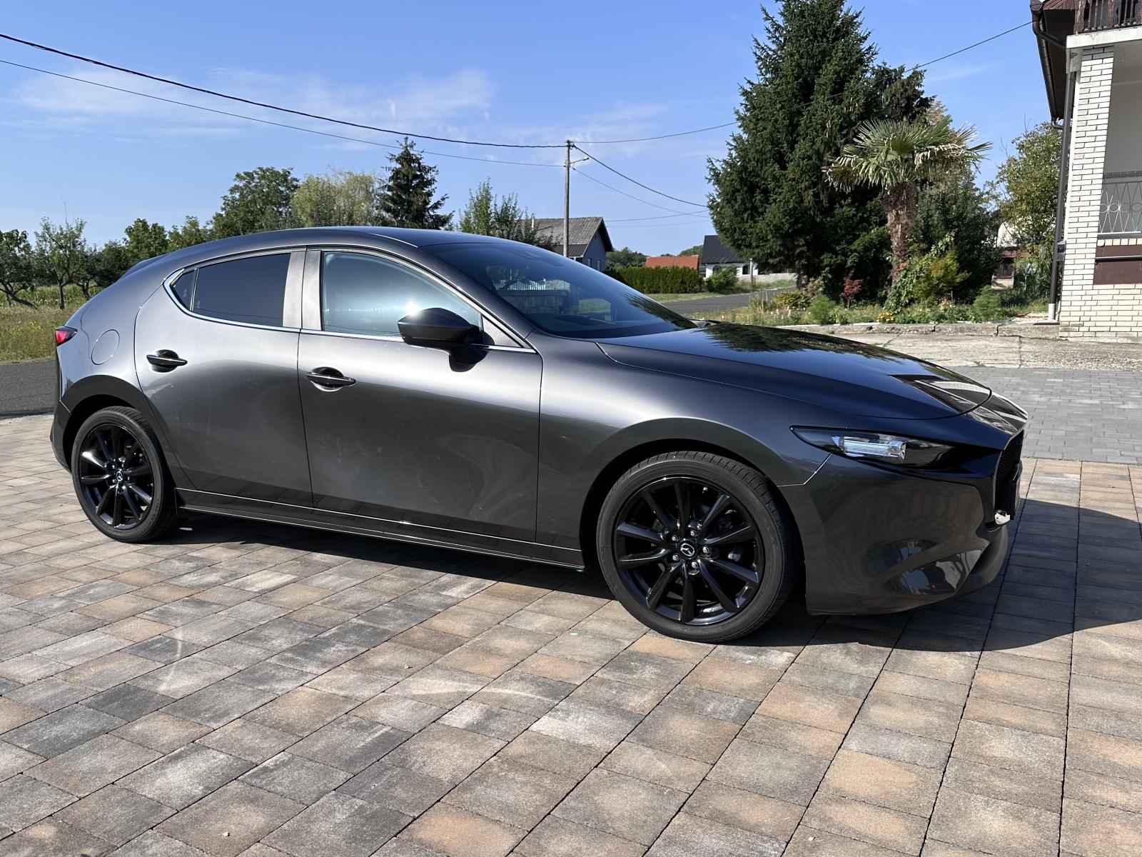 Mazda 3 HB G122 E Skyactiv G benzinac, 1.vlasnik *HR* vozilo,reg., fotografija 2