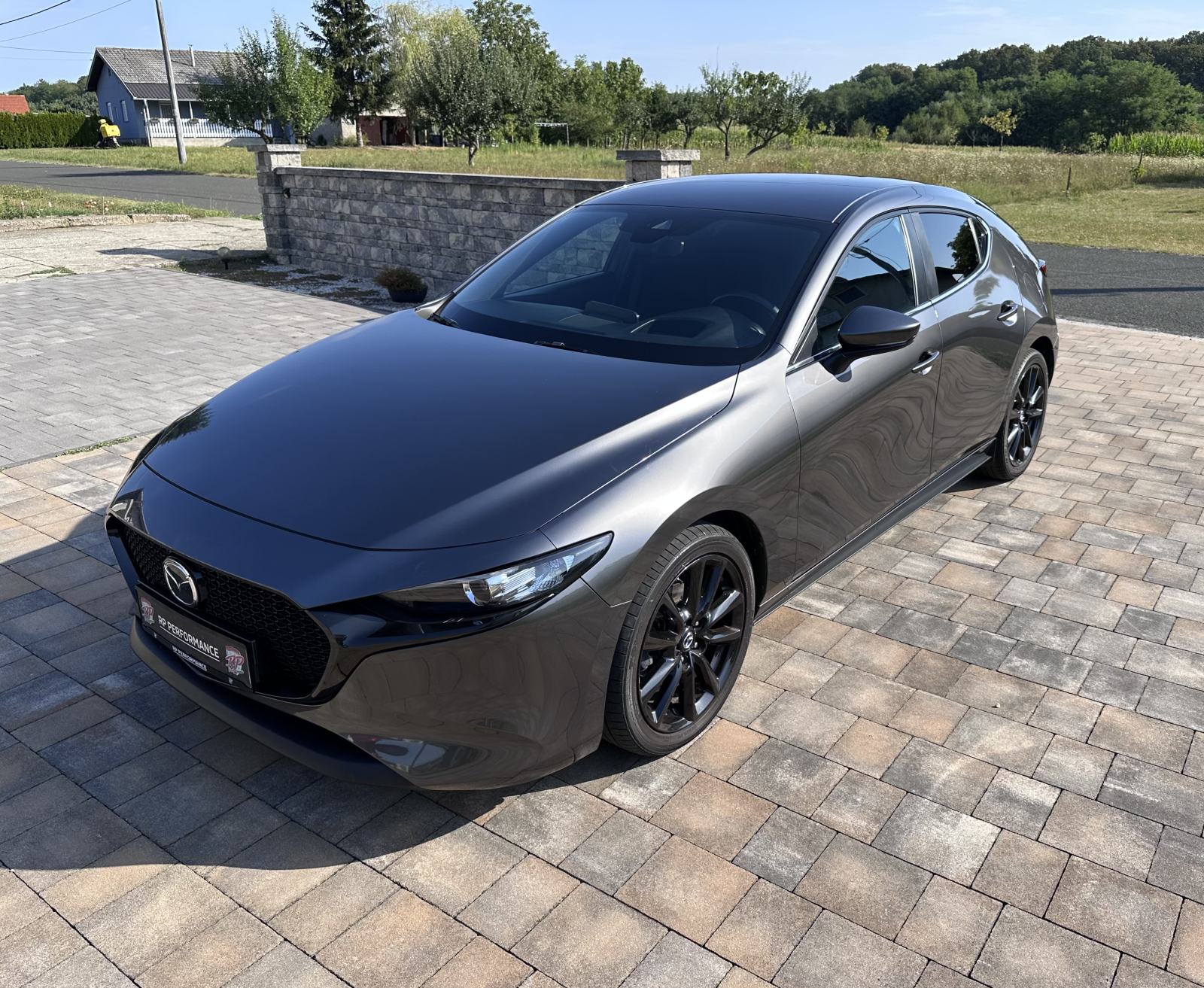 Mazda 3 HB G122 E Skyactiv G benzinac, 1.vlasnik *HR* vozilo,reg., fotografija 12