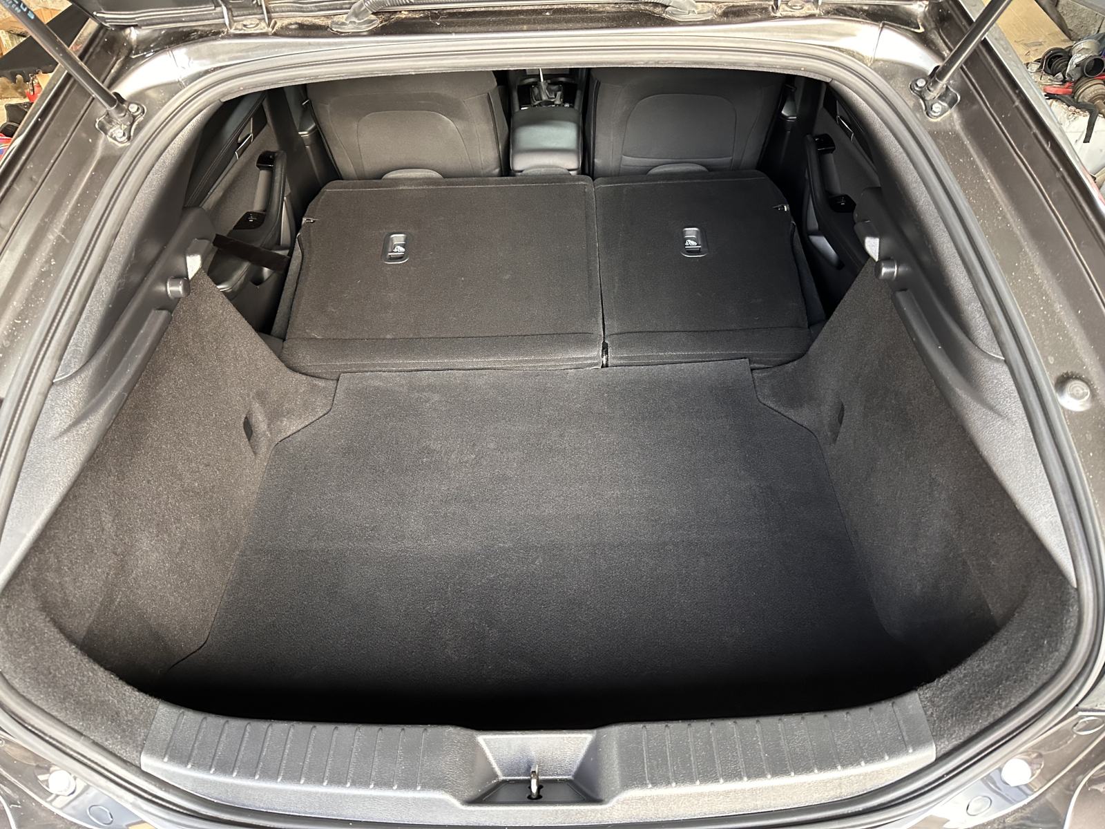 Mazda 3 HB G122 E Skyactiv G benzinac, 1.vlasnik *HR* vozilo,reg., fotografija 19