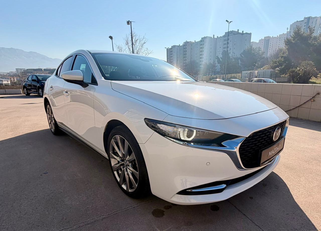 Mazda 3/SDN/X186/GT PLUS/SO *DOSTUPAN ODMAH*, fotografija 1