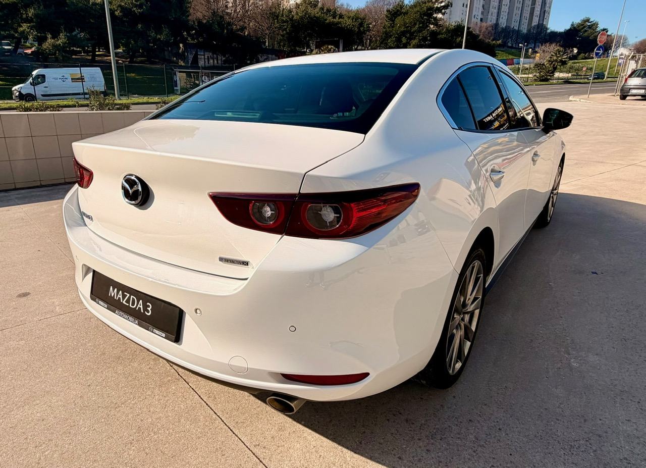 Mazda 3/SDN/X186/GT PLUS/SO *DOSTUPAN ODMAH*, fotografija 3