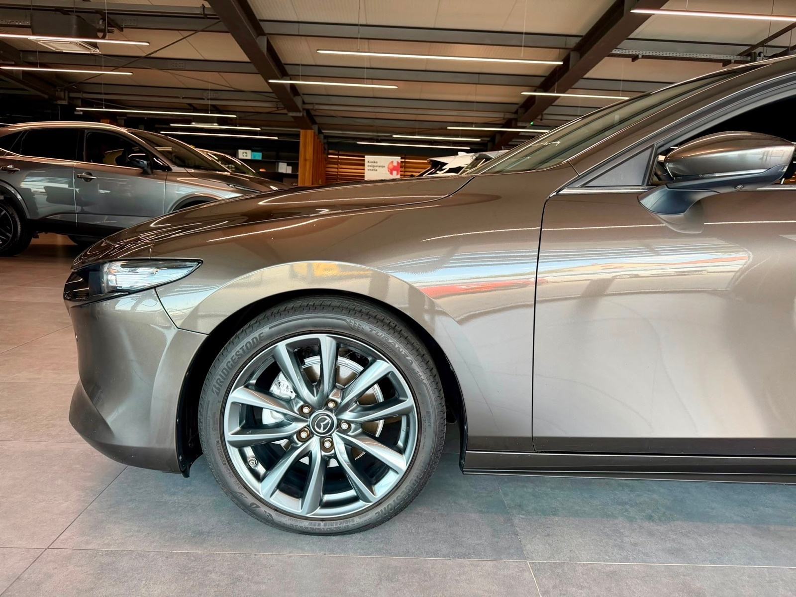 Mazda 3 G122 AUTOMATIK • NAVI • KAMERA • LEASING RATA: 290,00 €, fotografija 12