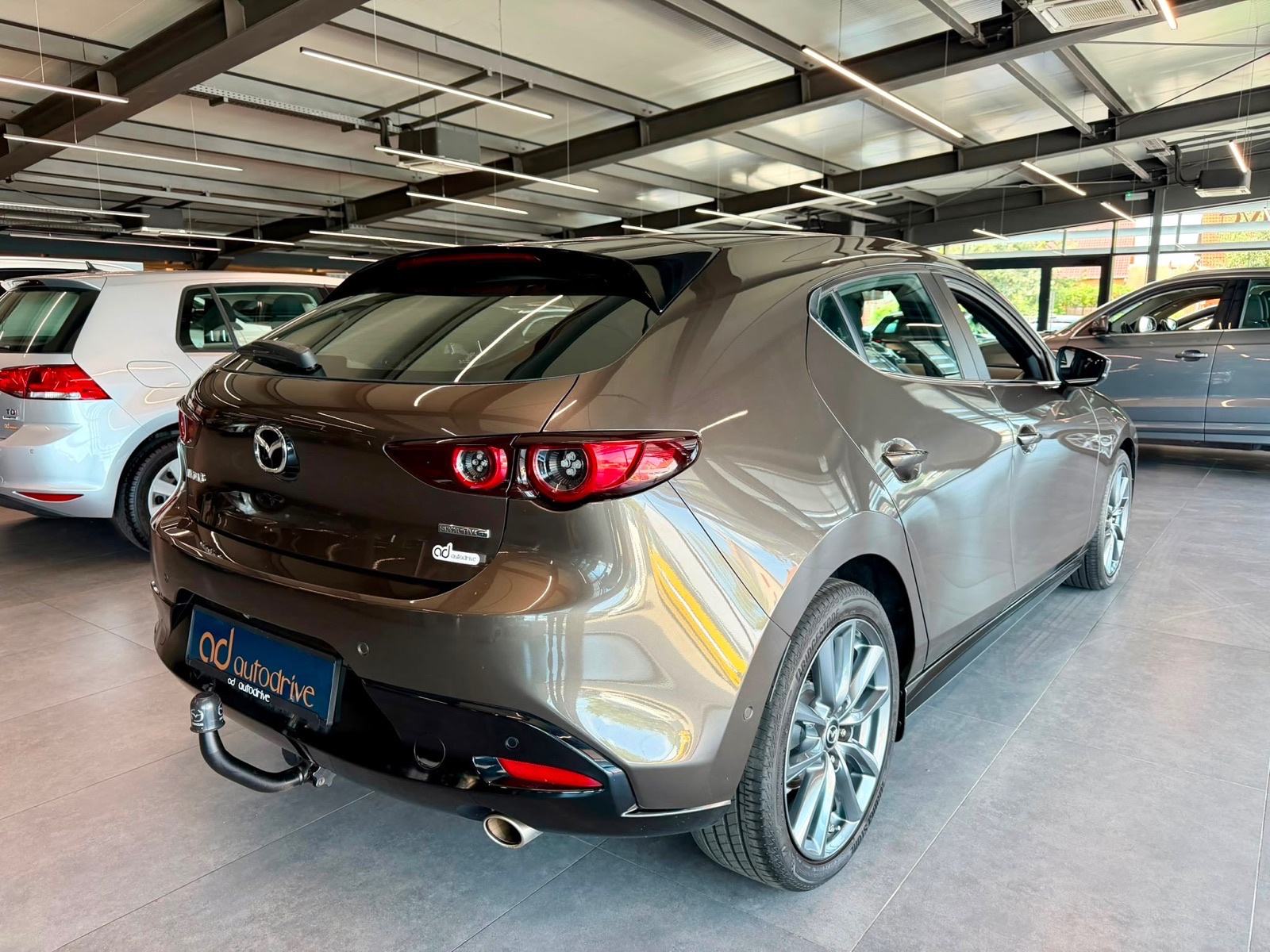 Mazda 3 G122 AUTOMATIK • NAVI • KAMERA • LEASING RATA: 290,00 €, fotografija 8