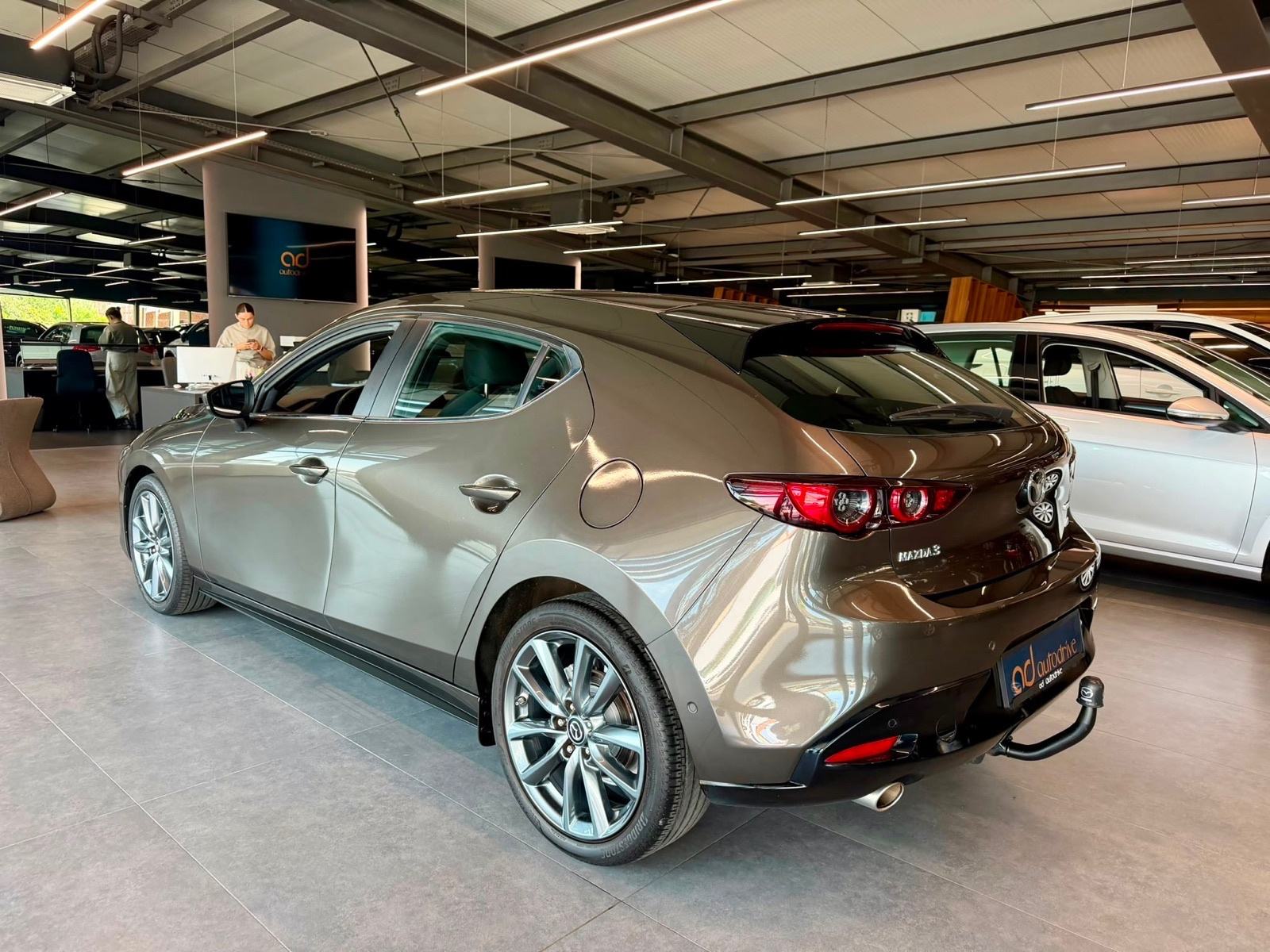 Mazda 3 G122 AUTOMATIK • NAVI • KAMERA • LEASING RATA: 290,00 €, fotografija 4