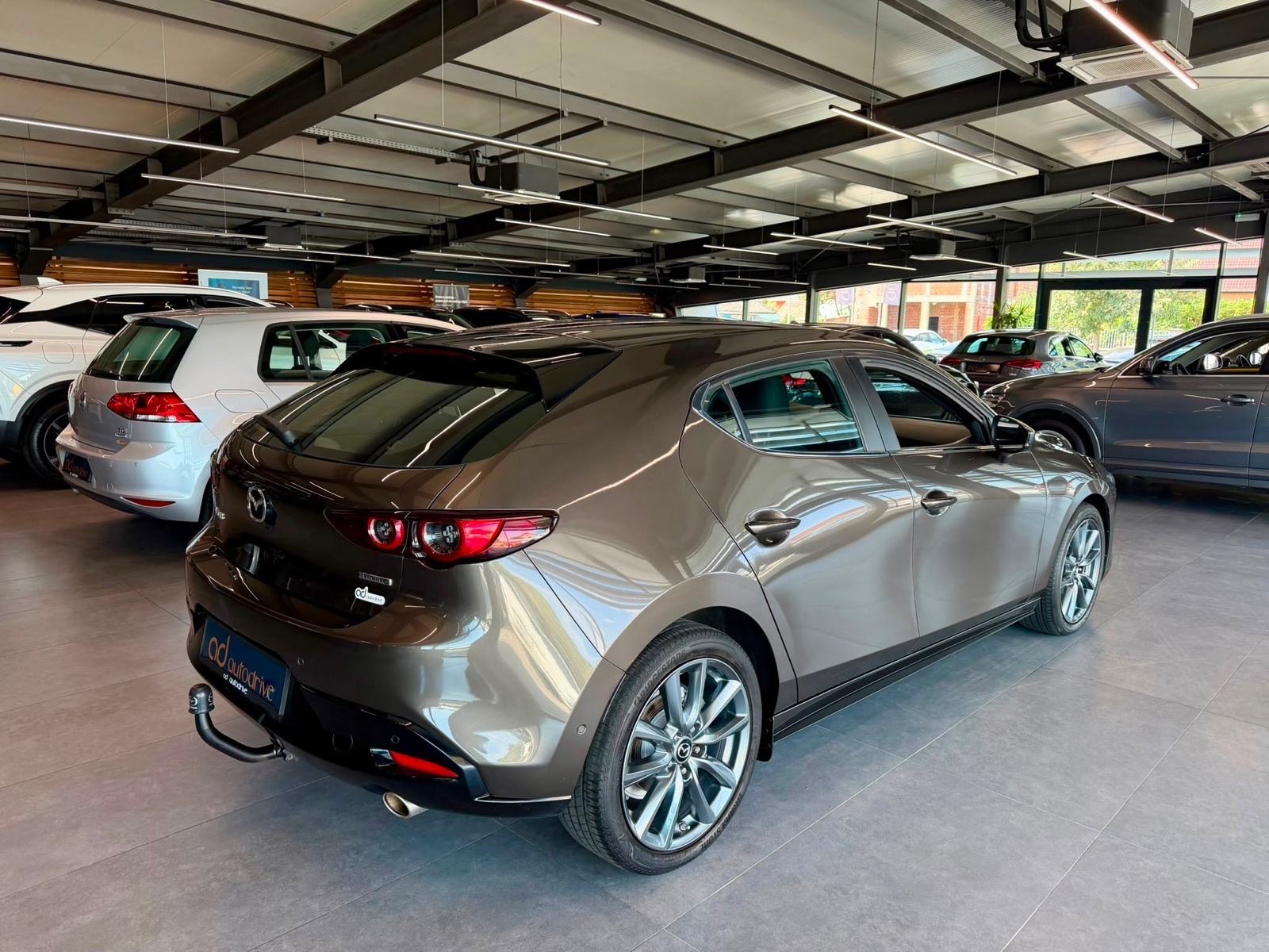 Mazda 3 G122 AUTOMATIK • NAVI • KAMERA • LEASING RATA: 290,00 €, fotografija 7