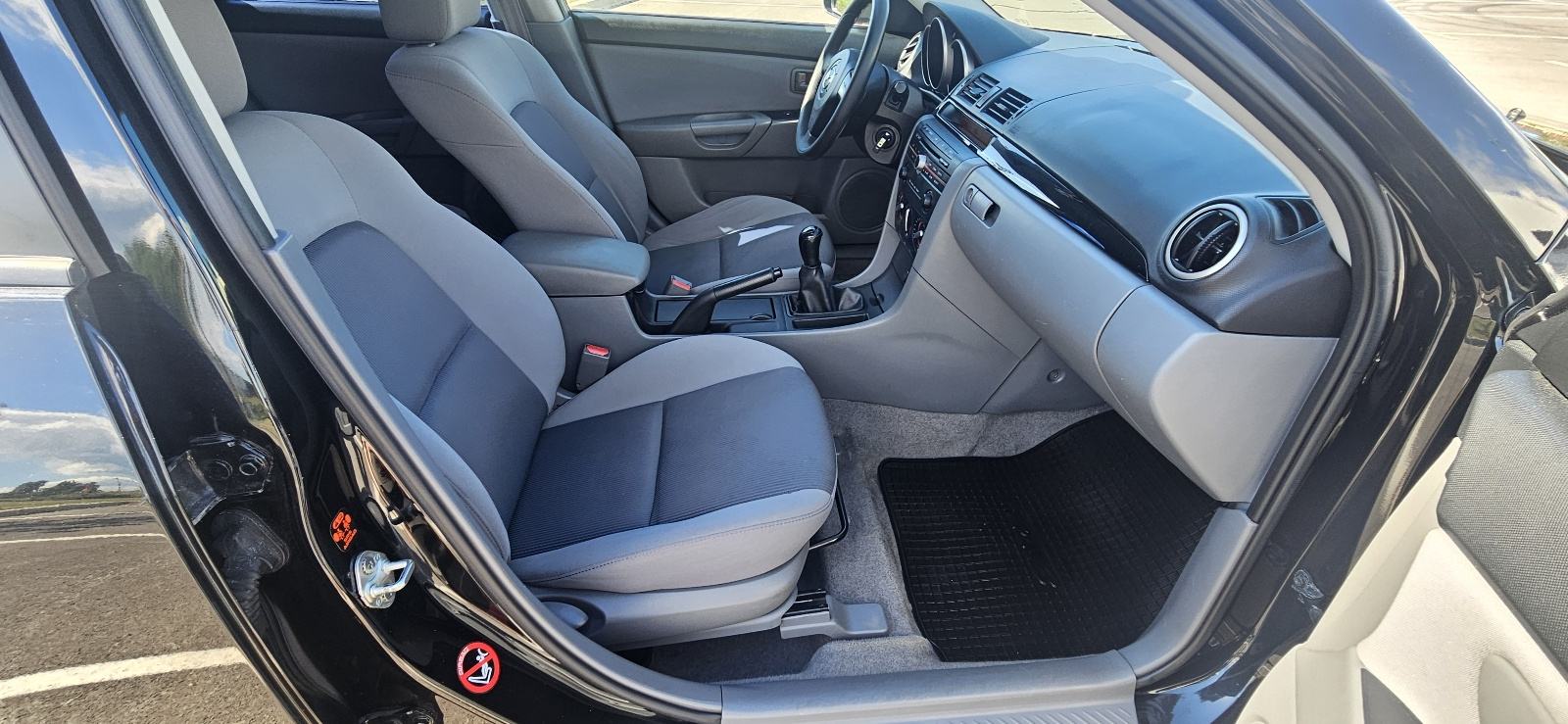 Mazda 3 Sport 1,4 i TE BENZIN HR VOZILO, fotografija 14