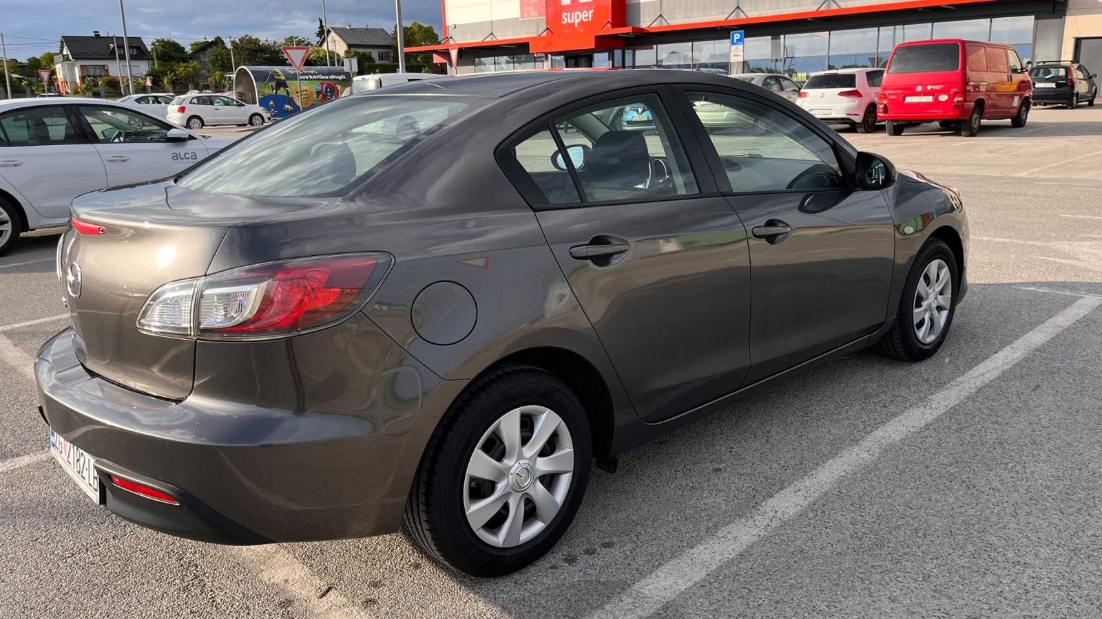 Mazda 3 Sport 1,6 i ,2010 god reg5/2027 napravljen servis, fotografija 5