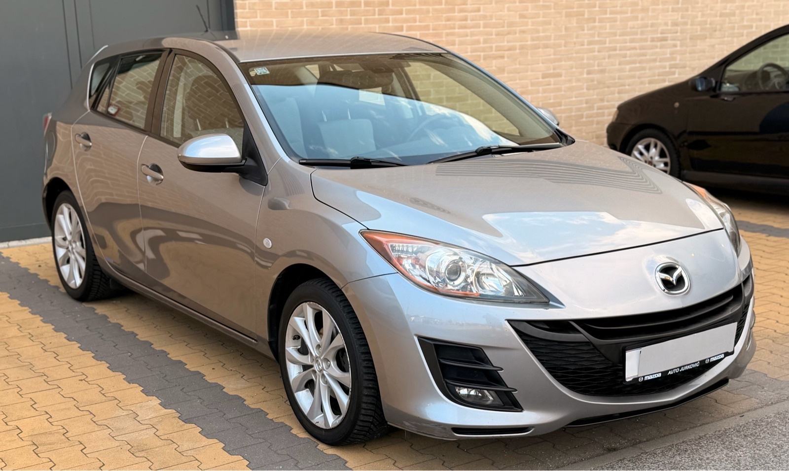 MAZDA 3 SPORT 1,6 • HR AUTO • REDIZAJN • BOSE • GRIJANJE SJEDALA, fotografija 5