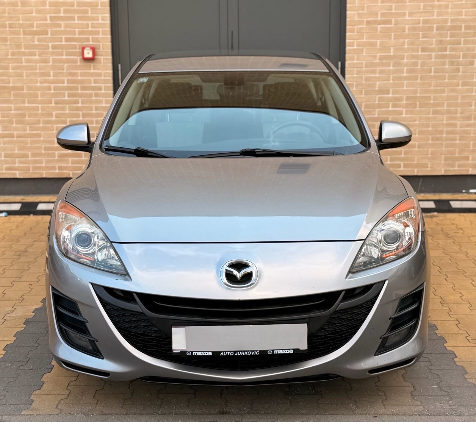 MAZDA 3 SPORT 1,6 • HR AUTO • REDIZAJN • BOSE • GRIJANJE SJEDALA, fotografija 3