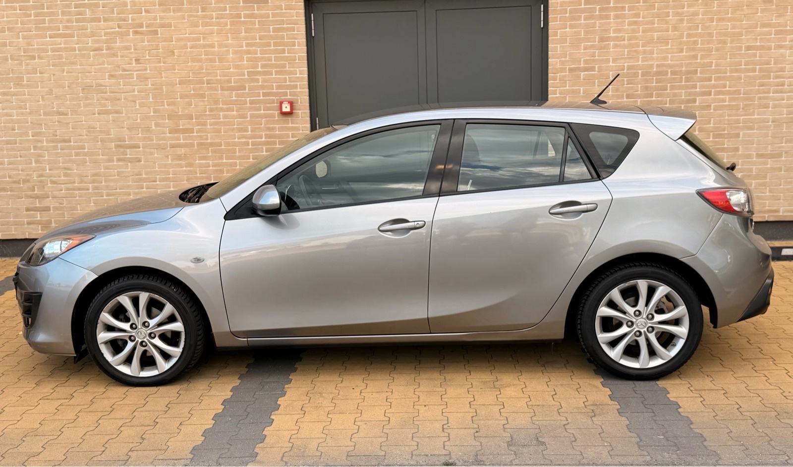 MAZDA 3 SPORT 1,6 • HR AUTO • REDIZAJN • BOSE • GRIJANJE SJEDALA, fotografija 12