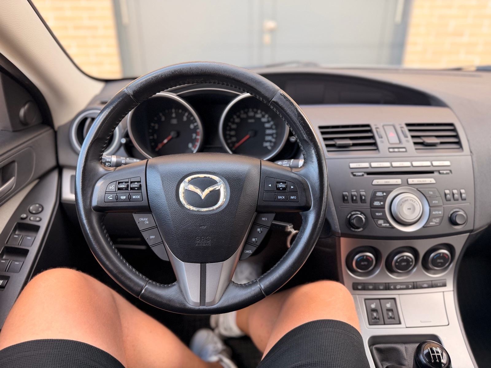 MAZDA 3 SPORT 1,6 • HR AUTO • REDIZAJN • BOSE • GRIJANJE SJEDALA, fotografija 13
