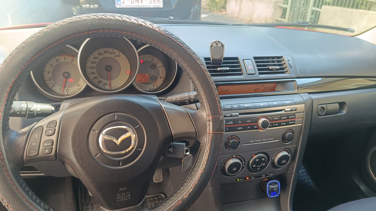 Mazda 3 Sport 1,6 i TE benzin, pogled izvana - slika 4