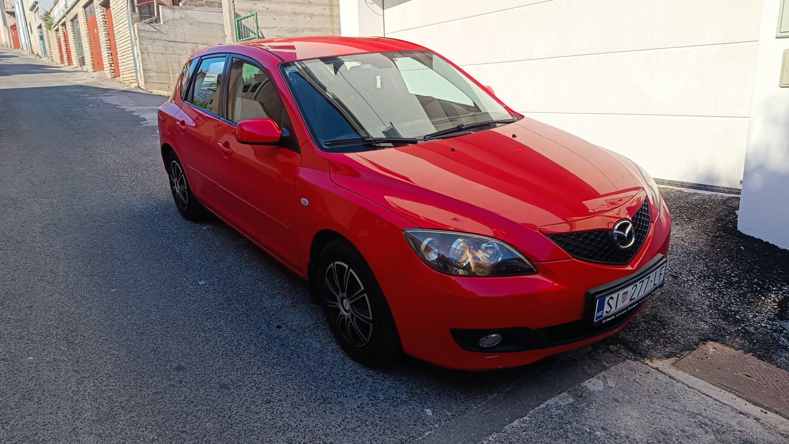 Mazda 3 Sport 1,6 i TE benzin, pogled izvana - slika 1