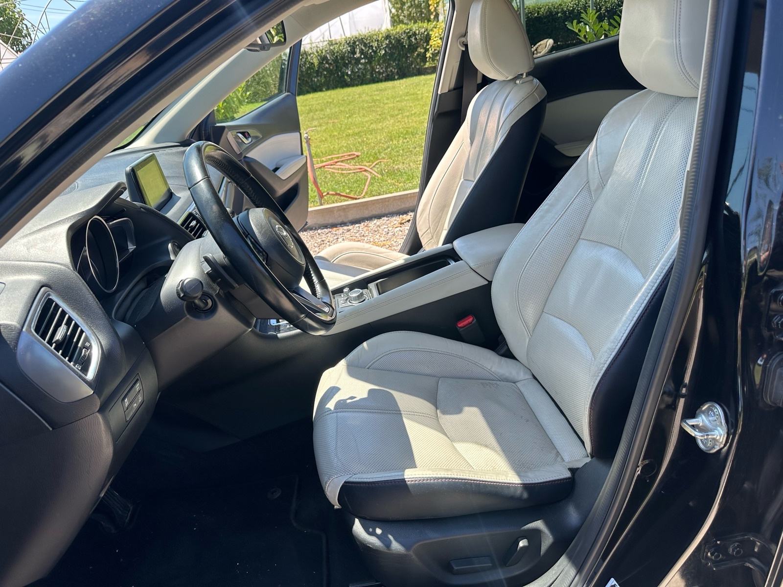 Mazda 3 Sport CD150 automatik, Redizajn, Reg 1 god, fotografija 11