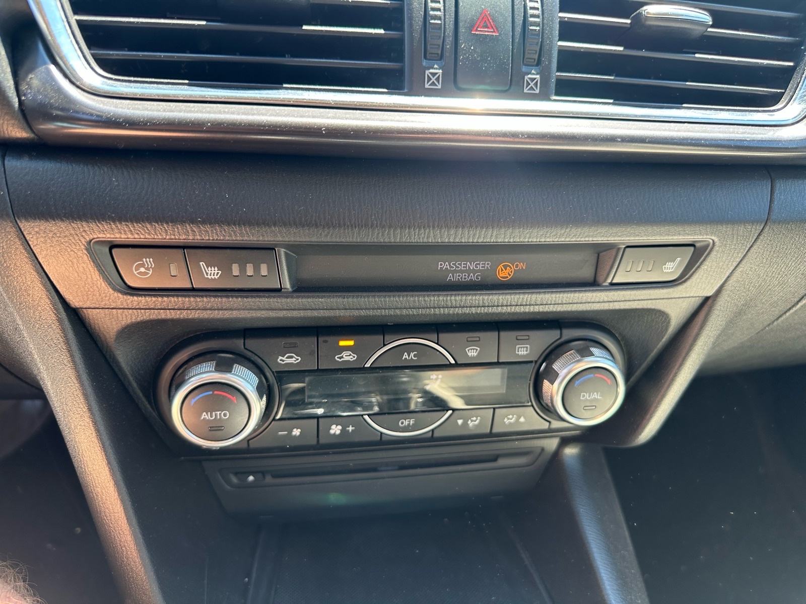 Mazda 3 Sport CD150 automatik, Redizajn, Reg 1 god, fotografija 14