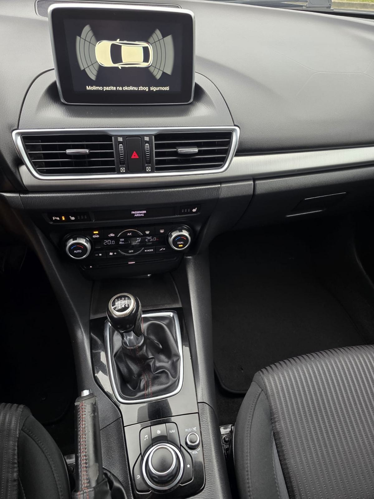Mazda 3 Sport CD150 Challenge Top stanje. Reg 05/27, fotografija 14