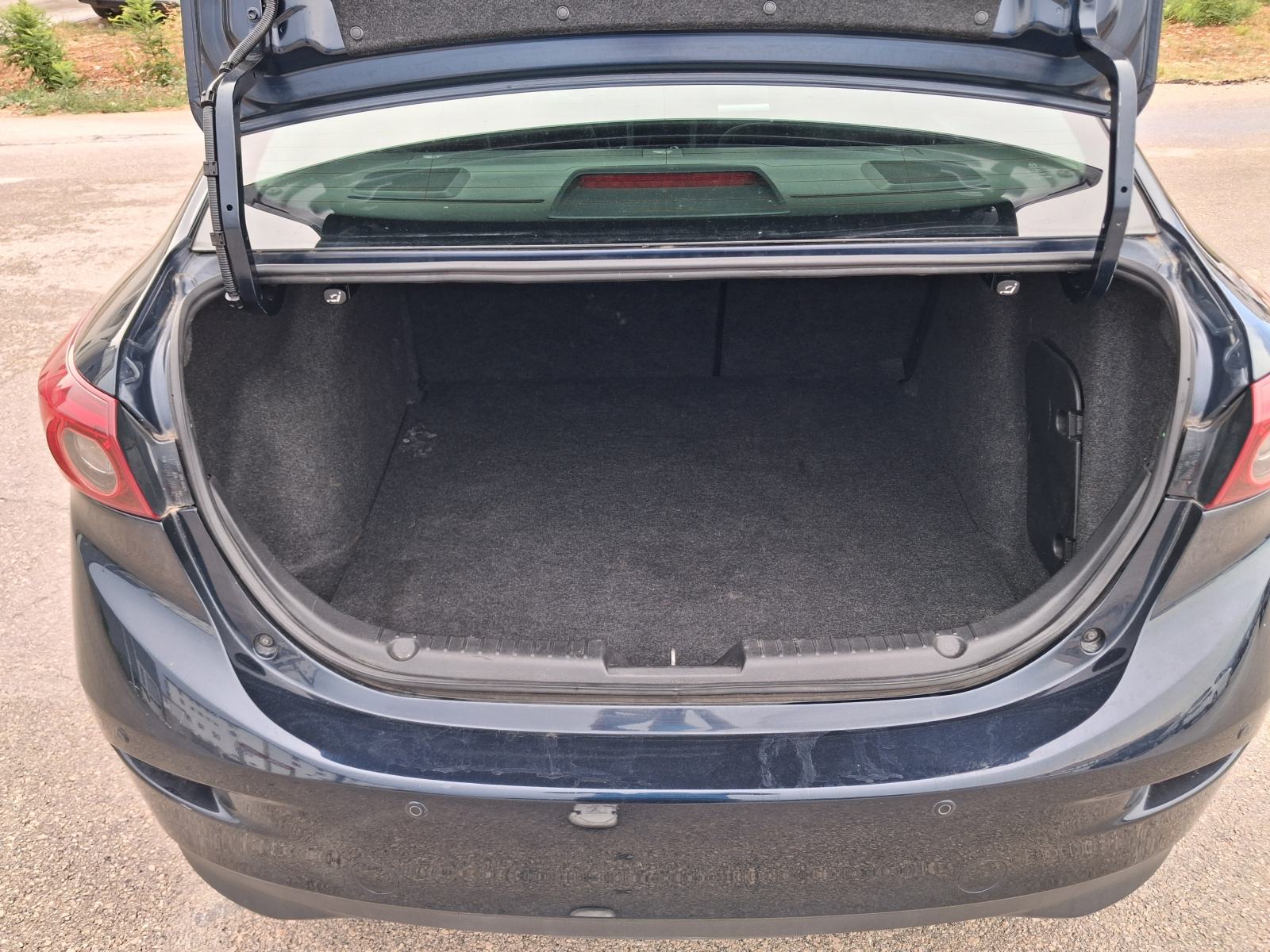 Mazda 3 G120 Revolution top, Xenon, Alu, Head up, Reg. Do 07.2027, fotografija 19