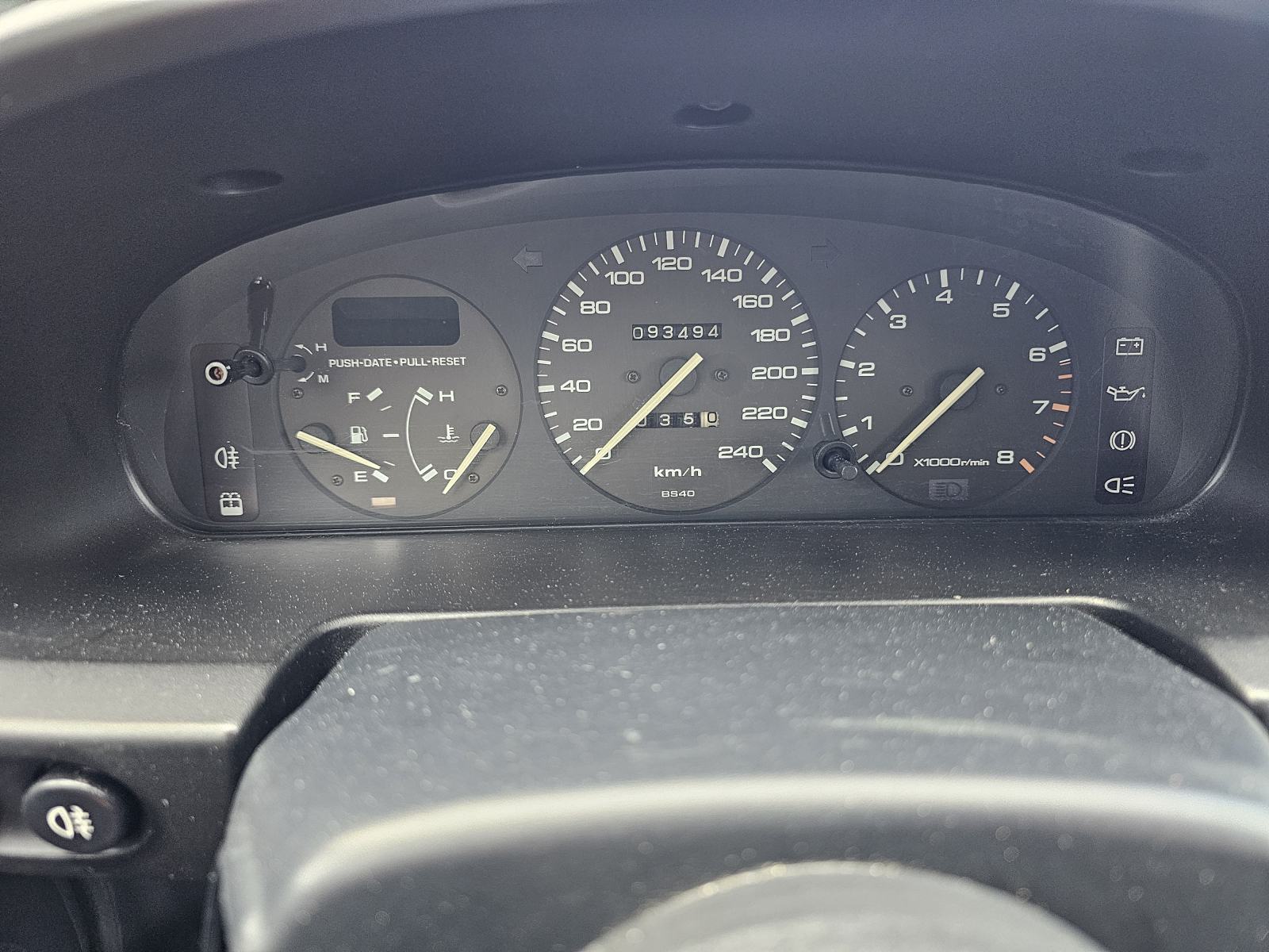 Mazda 323 F, 1.VLASTNIK, CIJENA: 2.777 EUR, pogled izvana - slika 4