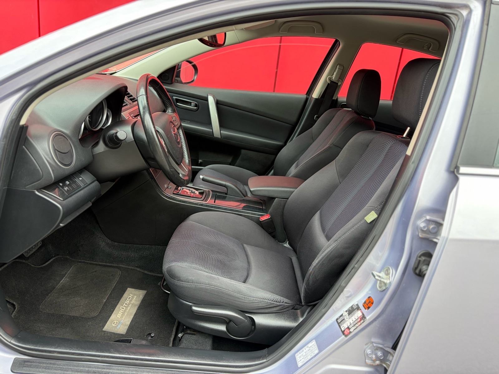 ••MAZDA 6 2.0 I 150 KS AUTOMATIK 115.000 KM DOSLOVNO KAO NOV!!, fotografija 9