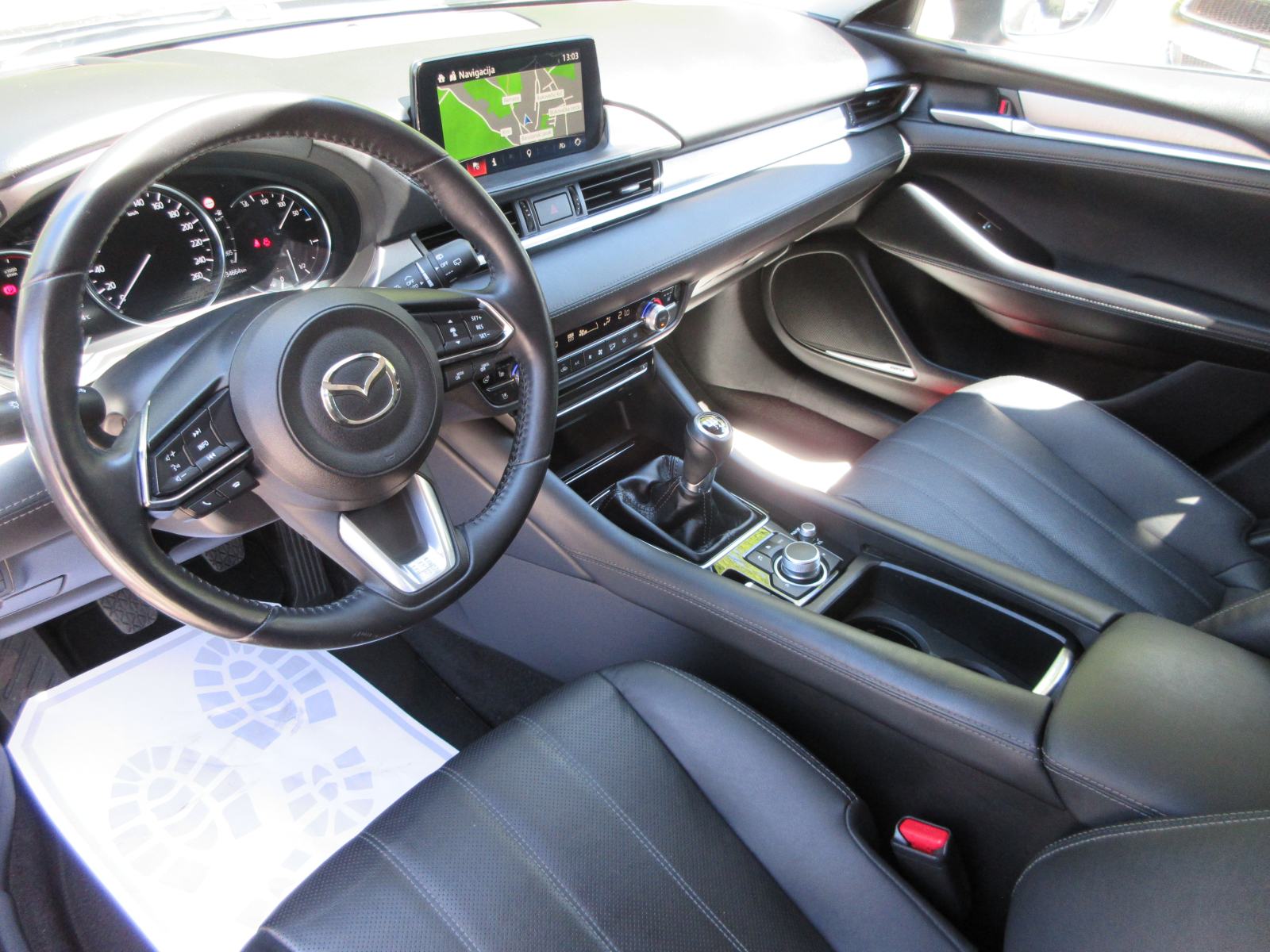 MAZDA 6 2.2 TD REVOLUTION,NAVIGACIJA,KAMERA,HEAD-UP,KOŽA,LED,ALU 19!, fotografija 15