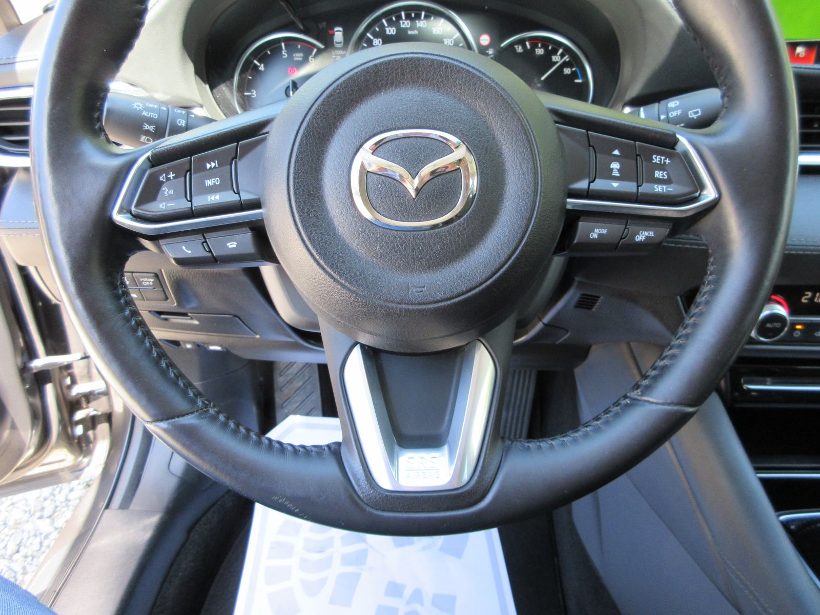 MAZDA 6 2.2 TD REVOLUTION,NAVIGACIJA,KAMERA,HEAD-UP,KOŽA,LED,ALU 19!, fotografija 18
