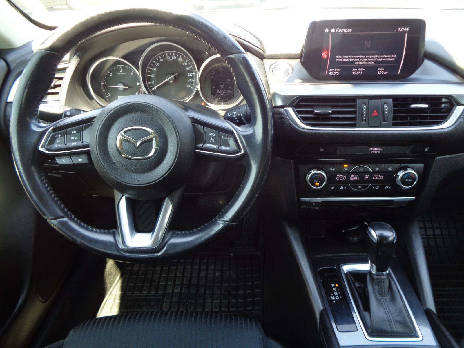 Mazda 6 CD150 2,2 SkyAct Aut/LED/Aut.kl./Temp/Gr.sj./Mr.k./PDC/Alu17, fotografija 10