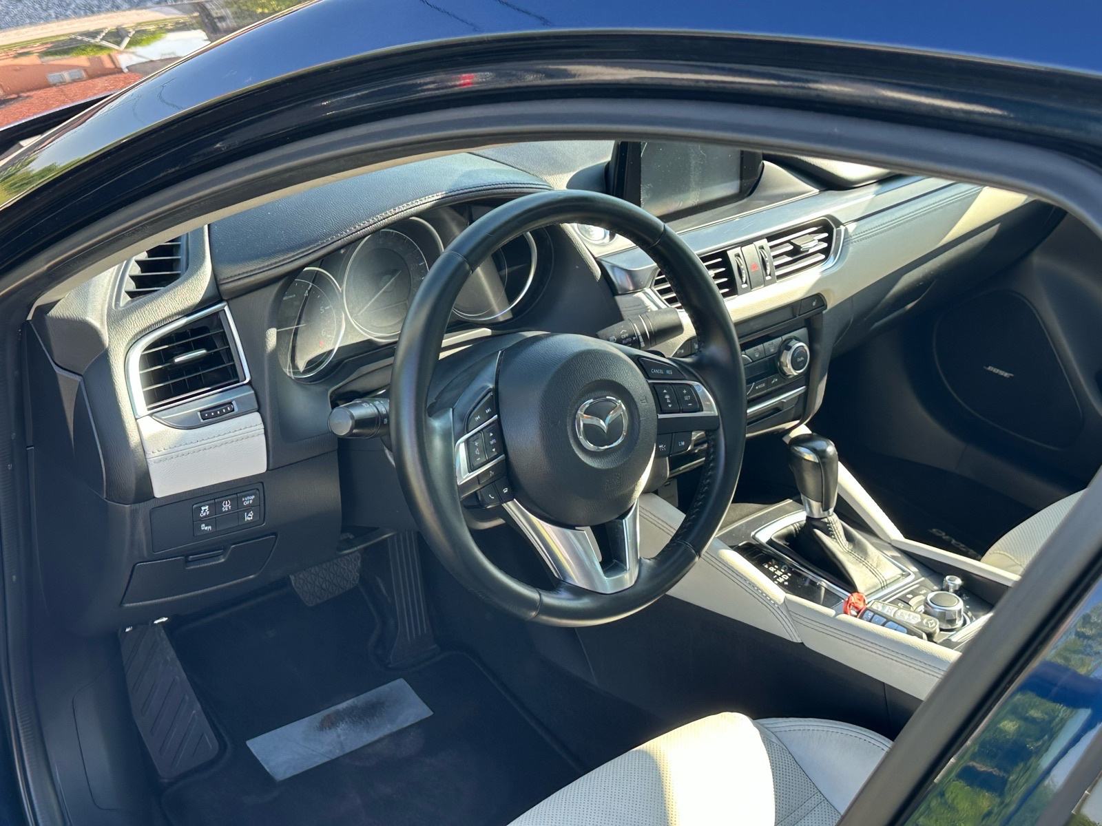 Mazda 6 CD175 automatik, Šiber, BOSE, Koža, fotografija 11